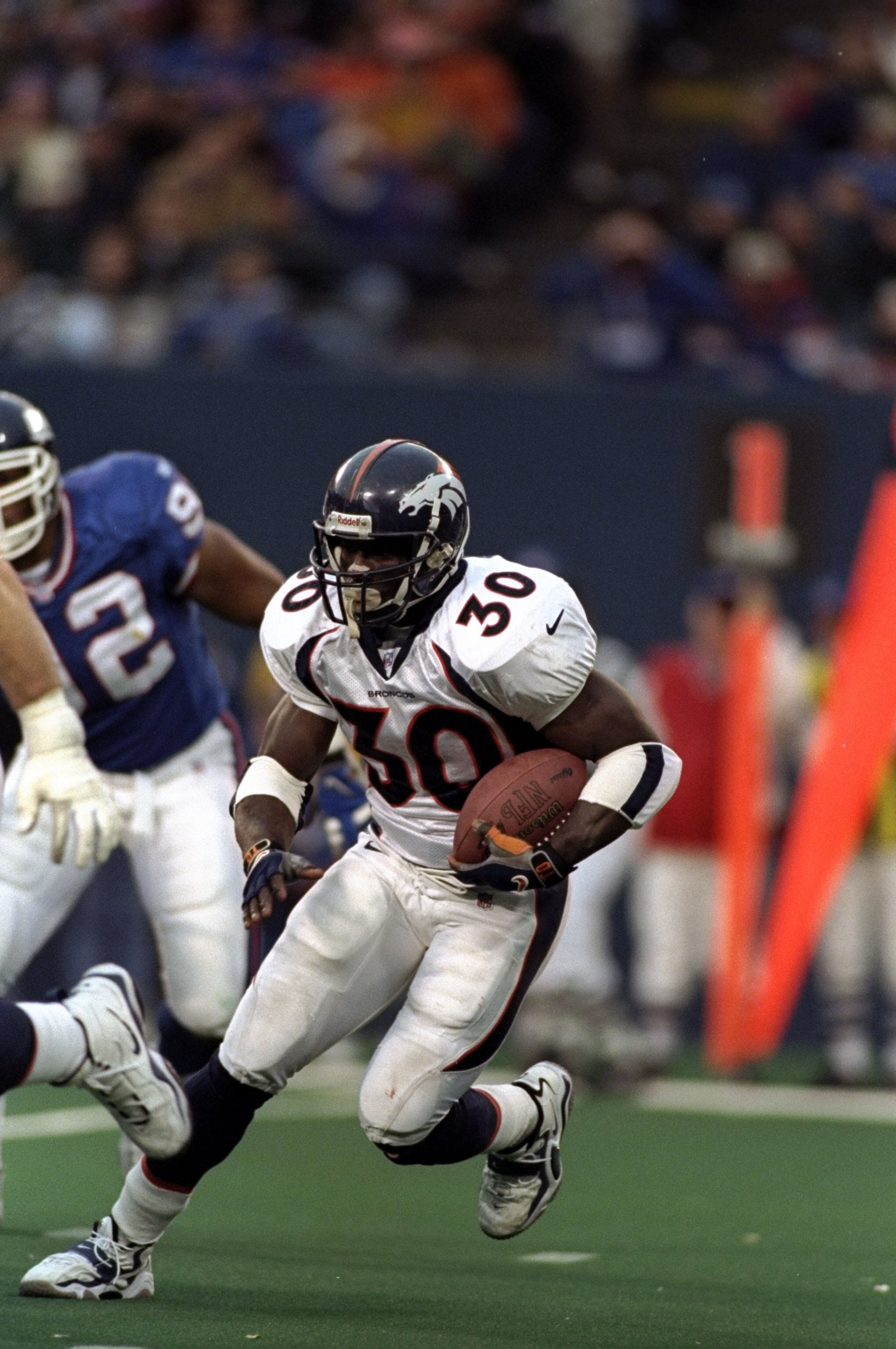 13 Dec 1998: Running back Terrell Davis #30 of the Denver Broncos in action during the game against the New York Giants at Giants Stadium in East Rutherford, New Jersey. The Giants defeated the Broncos 21-16.