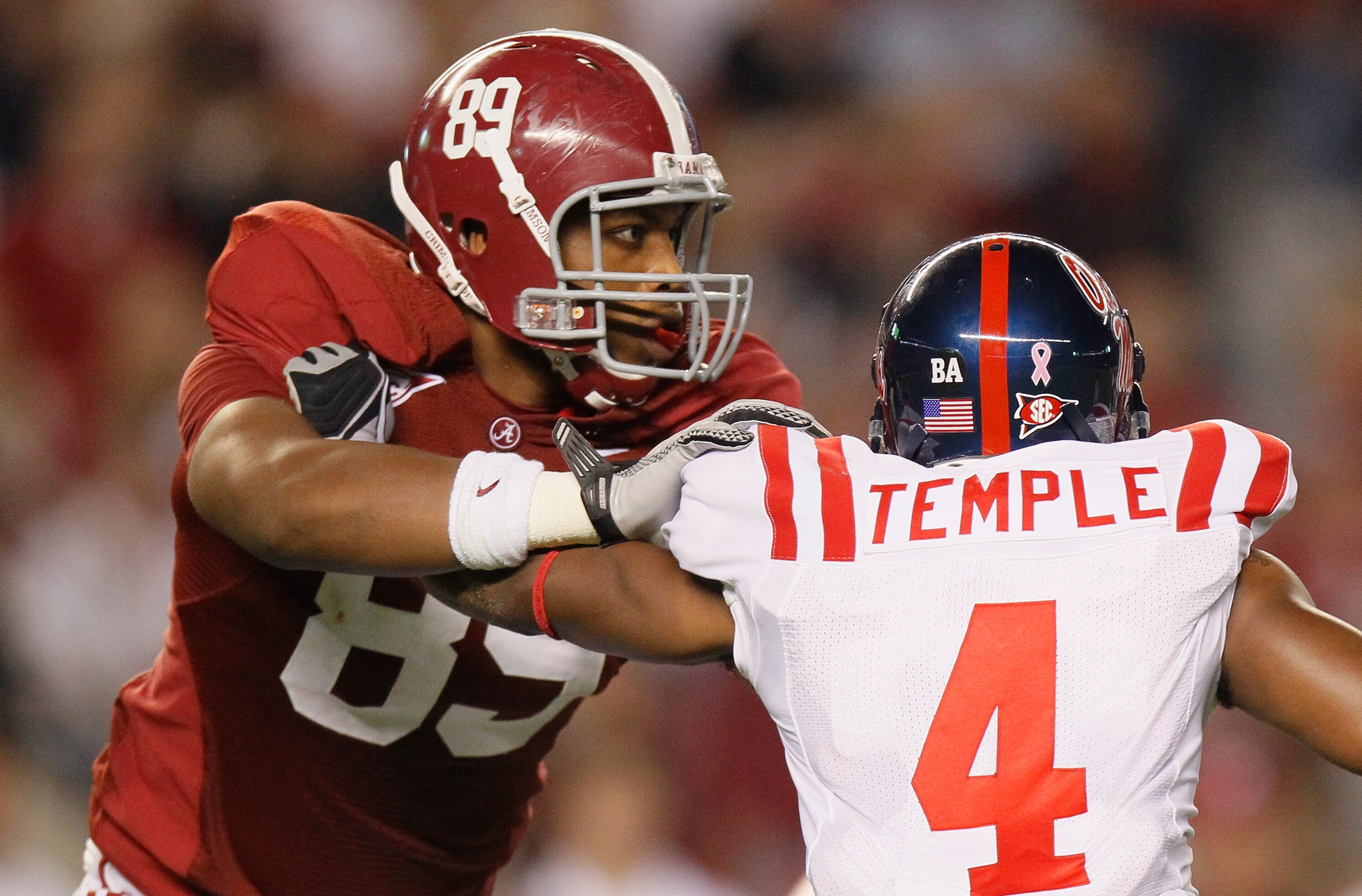 TUSCALOOSA, AL - OCTOBER 16:  Michael Williams #89 of the Alabama Crimson Tide against Marcus Temple #4 of the Ole Miss Rebels at Bryant-Denny Stadium on October 16, 2010 in Tuscaloosa, Alabama.  (Photo by Kevin C. Cox/Getty Images)