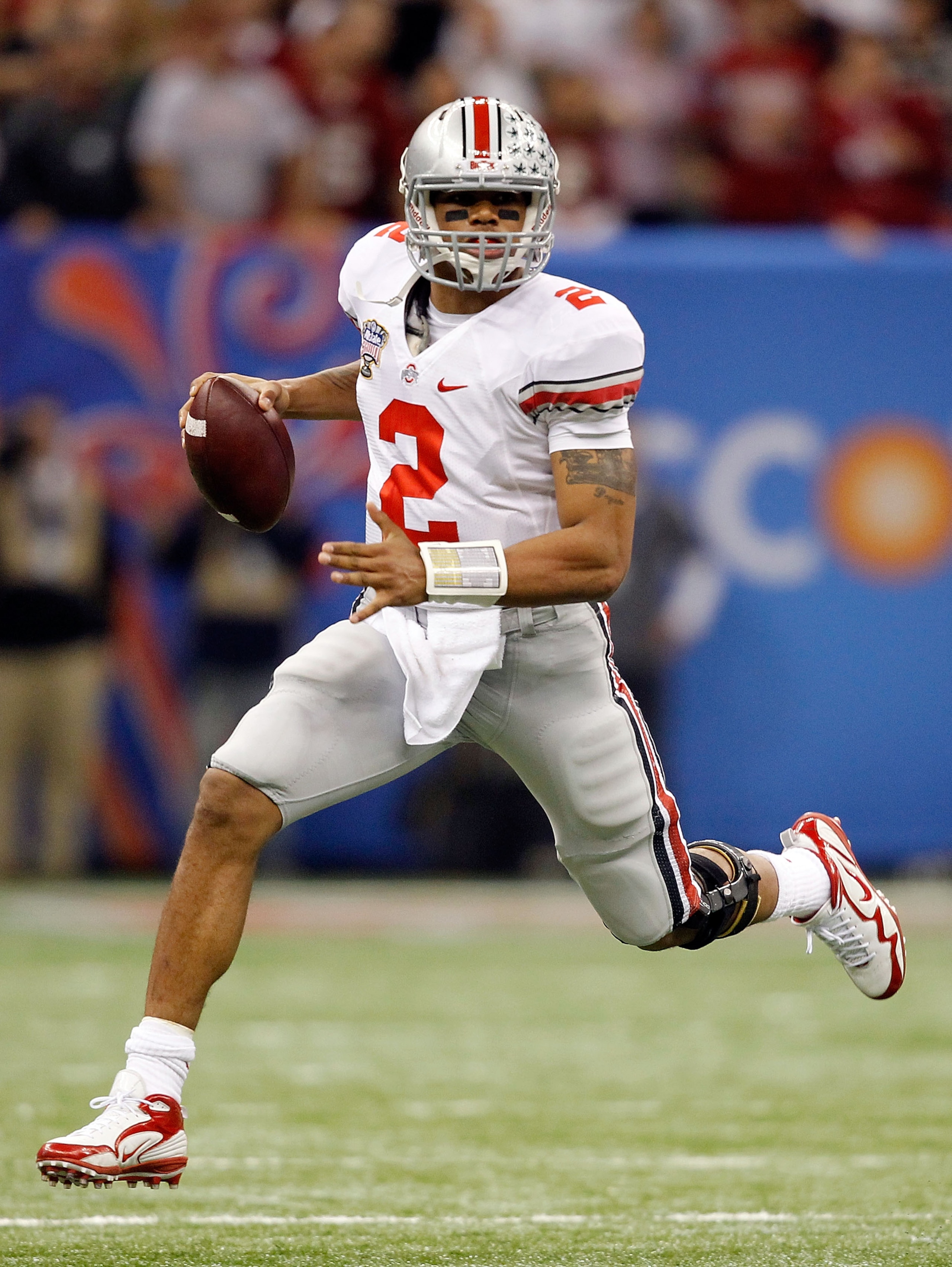 NEW ORLEANS, LA - JANUARY 04: Terrelle Pryor #2 of the Ohio State Buckeyes looks to pass in the second half against the Arkansas Razorbacks during the Allstate Sugar Bowl at the Louisiana Superdome on January 4, 2011 in New Orleans, Louisiana. (Photo by NEW ORLEANS, LA - JANUARY 04: Terrelle Pryor #2 of the Ohio State Buckeyes looks to pass in the second half against the Arkansas Razorbacks during the Allstate Sugar Bowl at the Louisiana Superdome on January 4, 2011 in New Orleans, Louisiana. (Photo by
