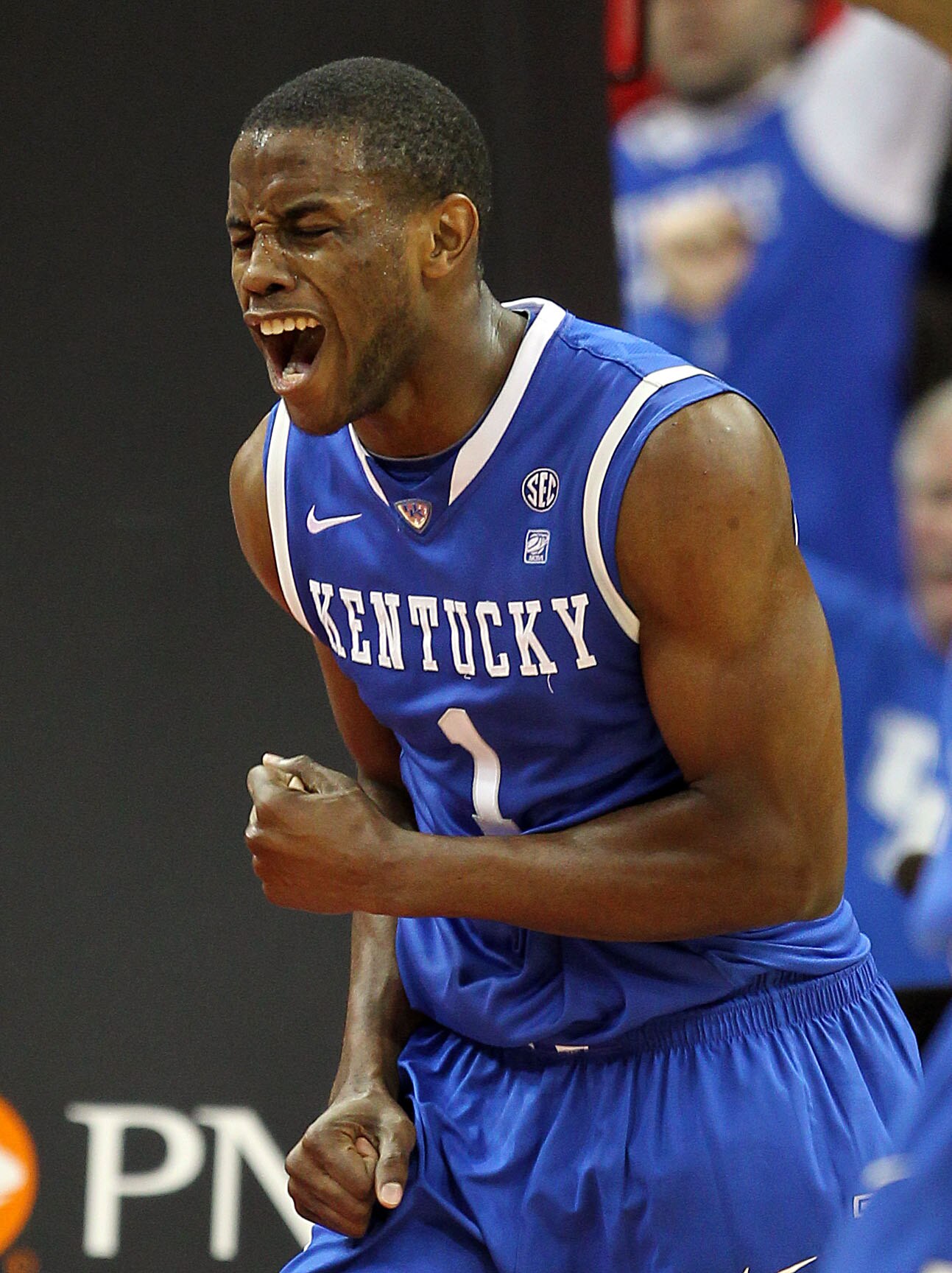 LOUISVILLE, KY - DECEMBER 31:  Darius Miller#1 of the Kentucky Wildcats celebrates during the game against the Louisville Cardinals at the KFC Yum! Center on December 31, 2010 in Louisville, Kentucky. Kentucky won 78-63.  (Photo by Andy Lyons/Getty Images