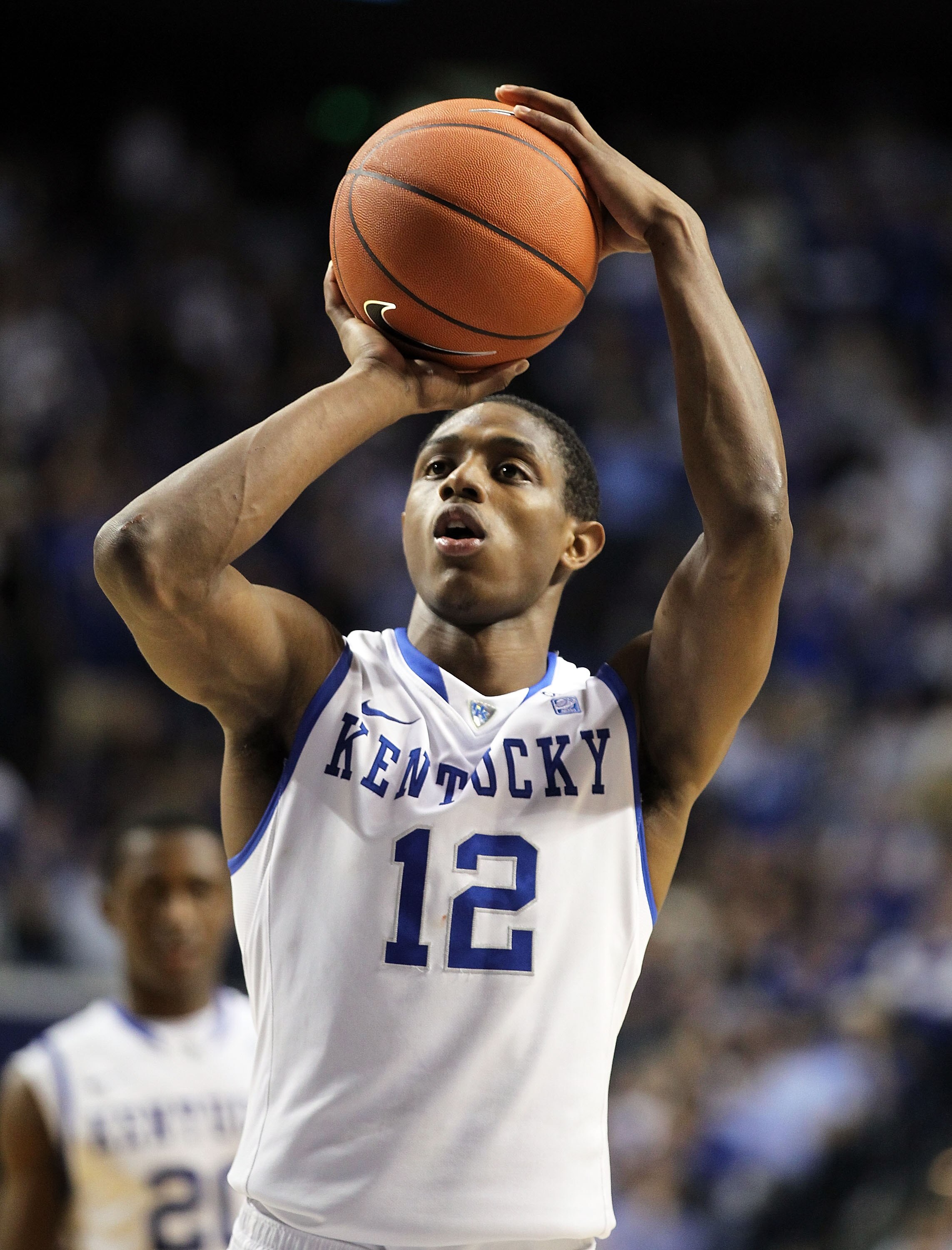 LEXINGTON, KY - MARCH 01: Brandon Knight #12 of the Kentucky Wildcats shoots the ball during the SEC game against the Vanderbilt Commodores at Rupp Arena on March 1, 2011 in Lexington, Kentucky.  Kentucky won 68-66.  (Photo by Andy Lyons/Getty Images)
