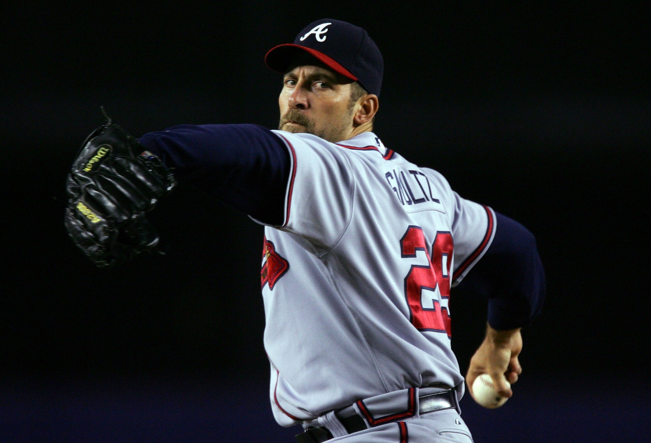 NEW YORK - SEPTEMBER 12:  John Smoltz #29 of the Atlanta Braves throws a pitch against the New York Mets during their game on September 12, 2007 at Shea Stadium in the Flushing neighborhood of the Queens borough of New York City.  (Photo by Jim McIsaac/Ge