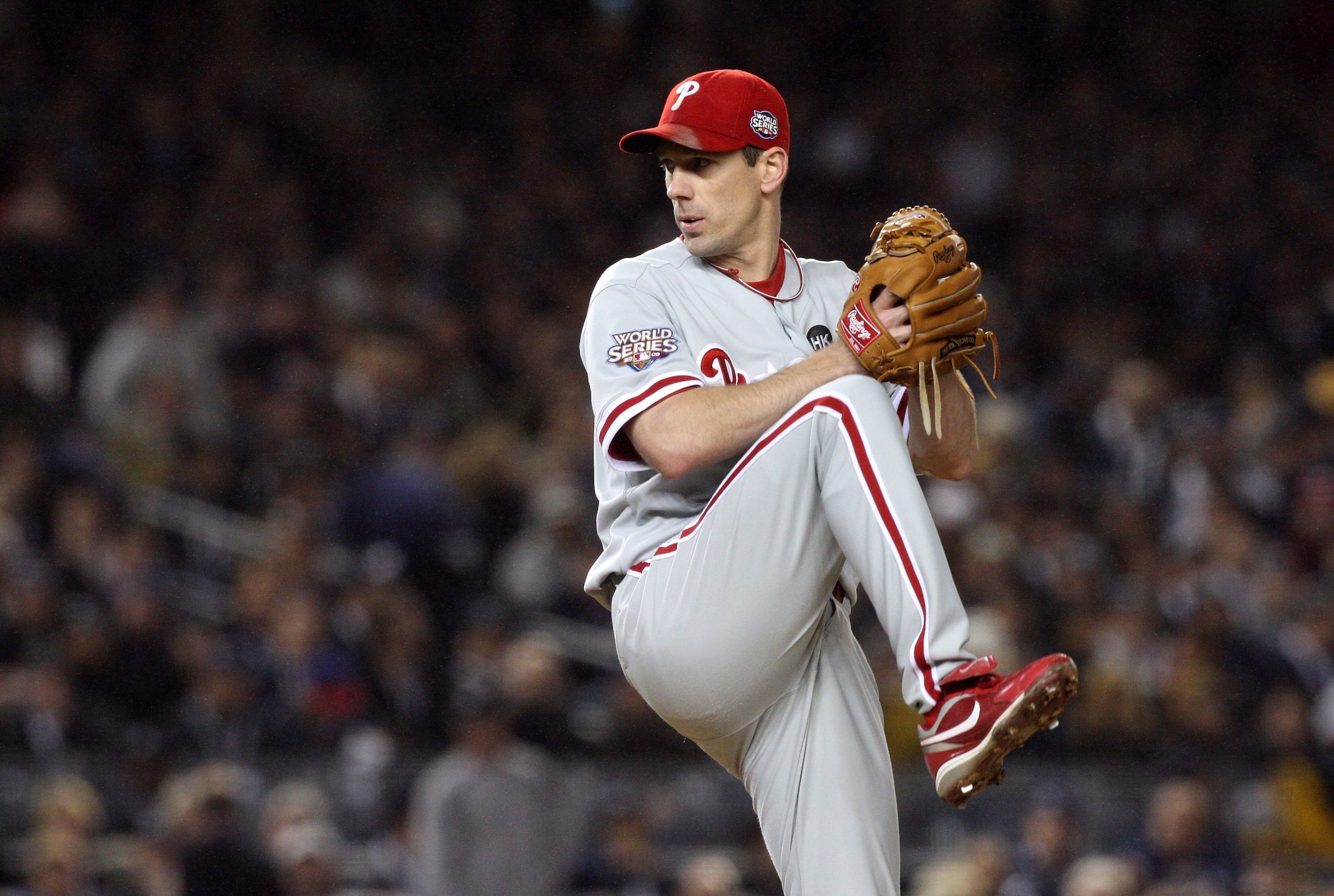 NEW YORK - OCTOBER 28:  Cliff Lee #34 of the Philadelphia Phillies throws a pitch against the New York Yankees in Game One of the 2009 MLB World Series at Yankee Stadium on October 28, 2009 in the Bronx borough of New York City. The Phillies won 6-1.  (Ph