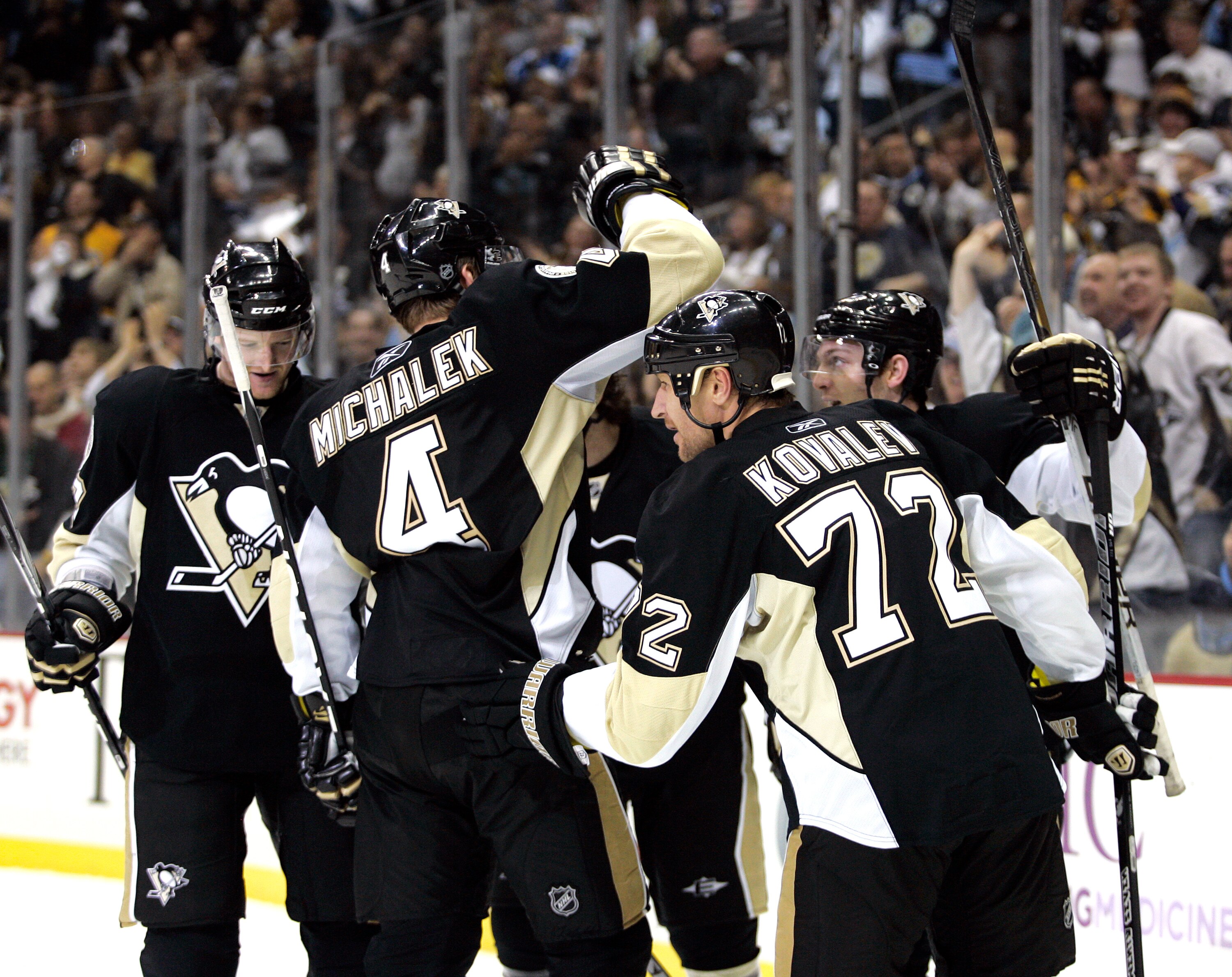 PITTSBURGH, PA - MARCH 08:  Mark Letestu #10 of the Pittsburgh Penguins celebrates his third period goal against the Buffalo Sabres at Consol Energy Center on March 8, 2011 in Pittsburgh, Pennsylvania.  The Penguins defeated the Sabres 3-1.  (Photo by Jus