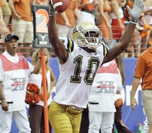 WR Ricky Marvray celebrates a rare Bruin receiving TD.