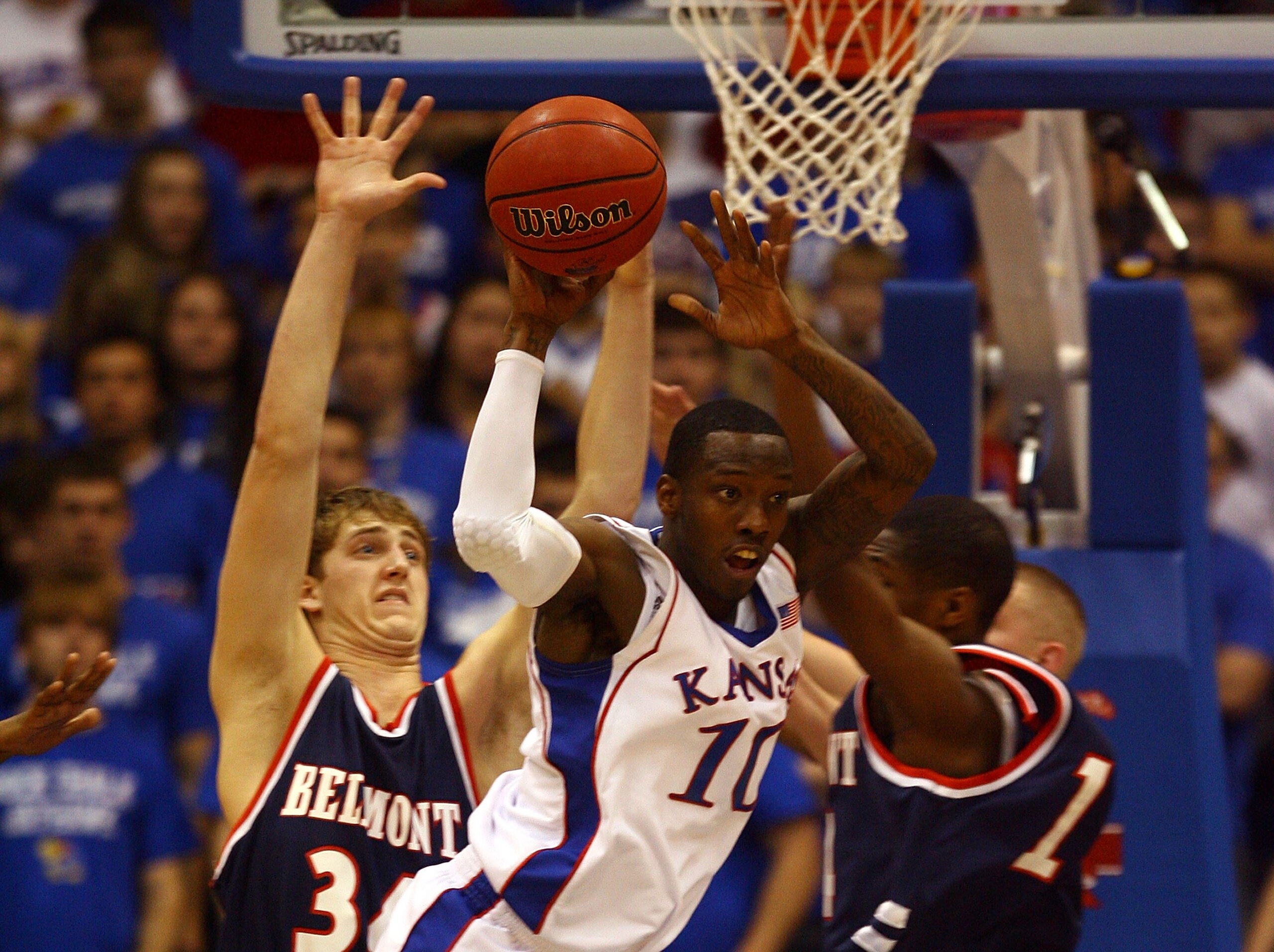 LAWRENCE, KS - DECEMBER 29: Tyshawn Taylor #10 of the Kansas Jayhawks passes during the game against the Belmont Bruins on December 29, 2009 at Allen Fieldhouse in Lawrence, Kansas. (Photo by Jamie Squire/Getty Images) LAWRENCE, KS - DECEMBER 29: Tyshawn Taylor #10 of the Kansas Jayhawks passes during the game against the Belmont Bruins on December 29, 2009 at Allen Fieldhouse in Lawrence, Kansas. (Photo by Jamie Squire/Getty Images)