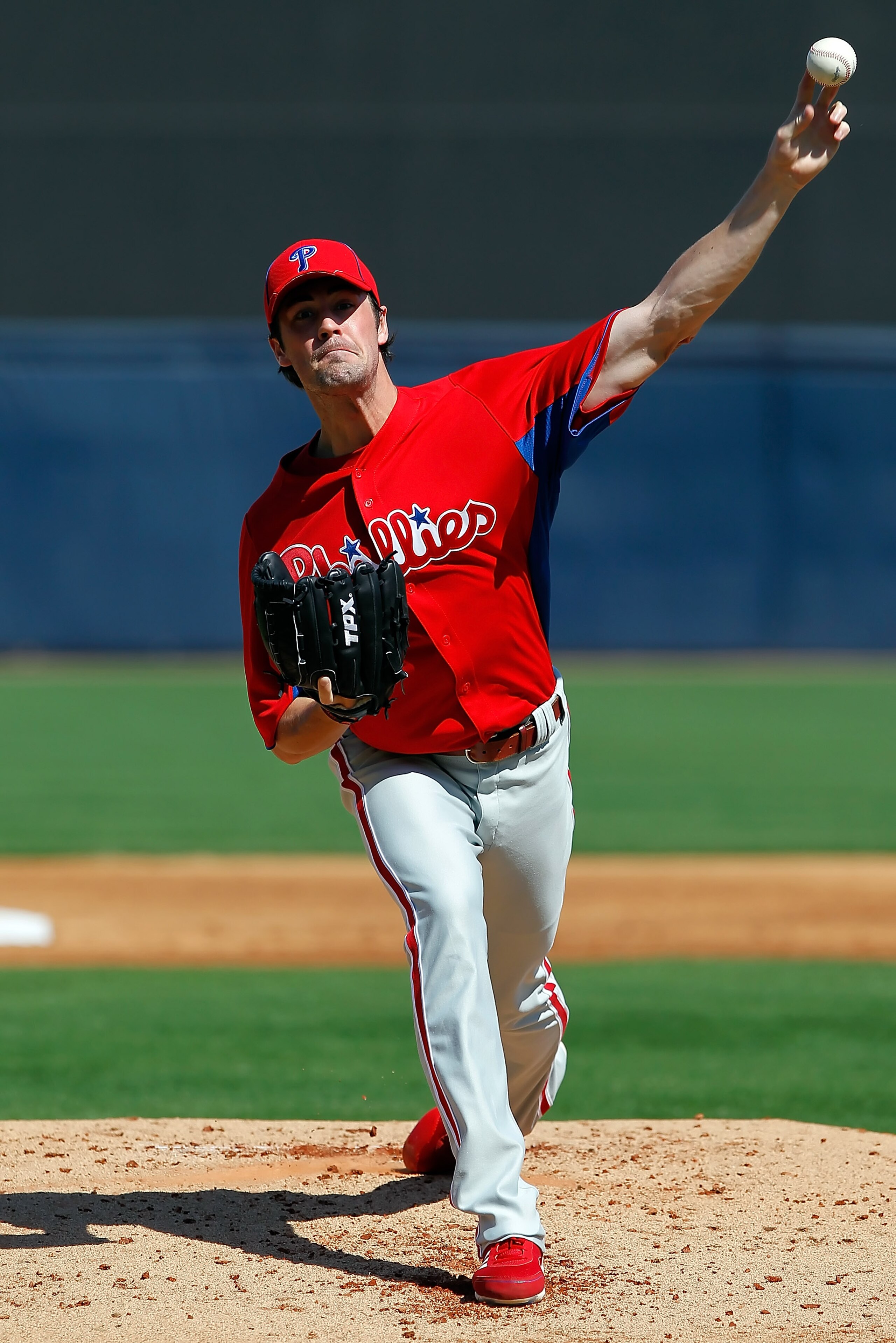 TAMPA, FL - FEBRUARY 26: Pitcher Cole Hamels #35 of the Philadelphia Phillies pitches against the New York Yankees during a Grapefruit League Spring Training Game at George M. Steinbrenner Field on February 26, 2011 in Tampa, Florida. (Photo by J. Meric TAMPA, FL - FEBRUARY 26: Pitcher Cole Hamels #35 of the Philadelphia Phillies pitches against the New York Yankees during a Grapefruit League Spring Training Game at George M. Steinbrenner Field on February 26, 2011 in Tampa, Florida. (Photo by J. Meric