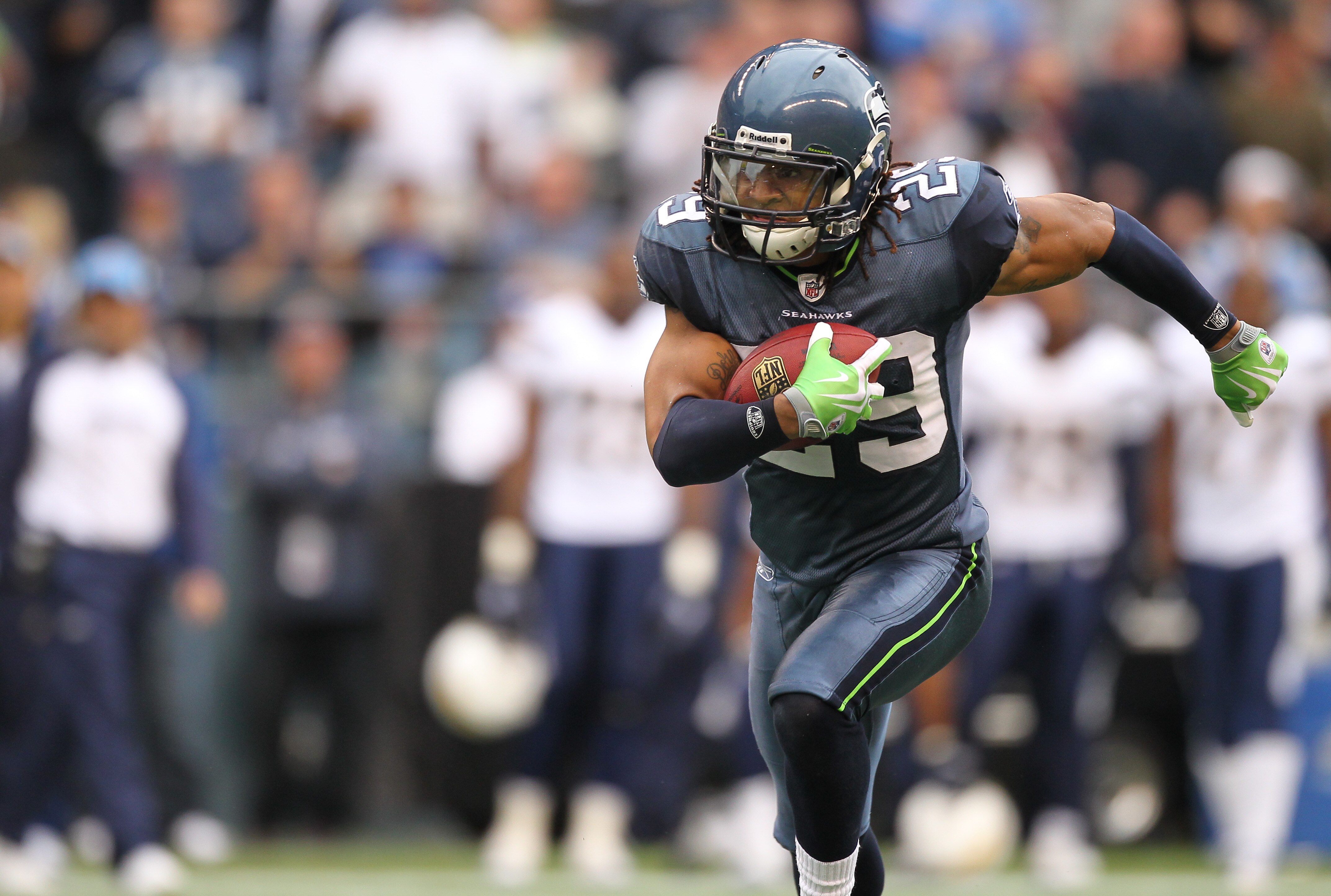 SEATTLE - SEPTEMBER 26:  Earl Thomas #29 of the Seattle Seahawks returns an interception against the San Diego Chargers at Qwest Field on September 26, 2010 in Seattle, Washington. The Seahawks defeated the Chargers 27-20. (Photo by Otto Greule Jr/Getty I