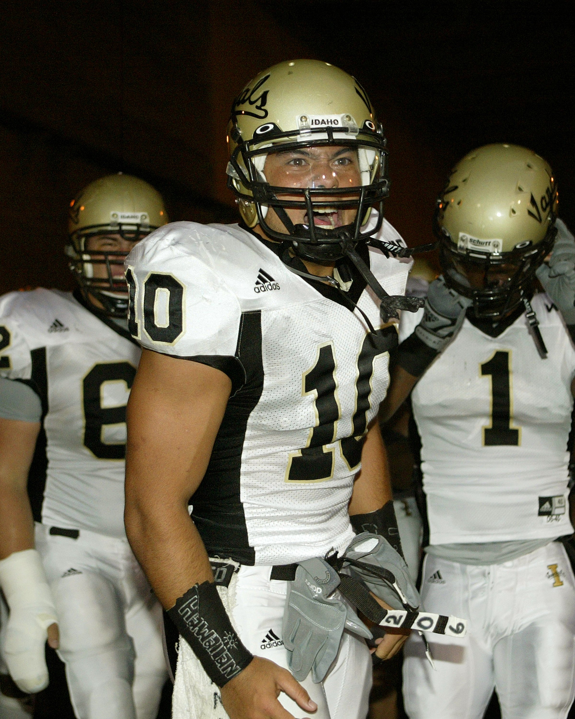 LOS ANGELES - SEPTEMBER 1:  Idaho safety Shiloh Keo is fired up before taking the field against USC at the Los Angeles Memorial Coliseum on September 1, 2007 in Los Angeles, California. The Vandals were defeated by the top-ranked Trojans won 38-10. (Photo