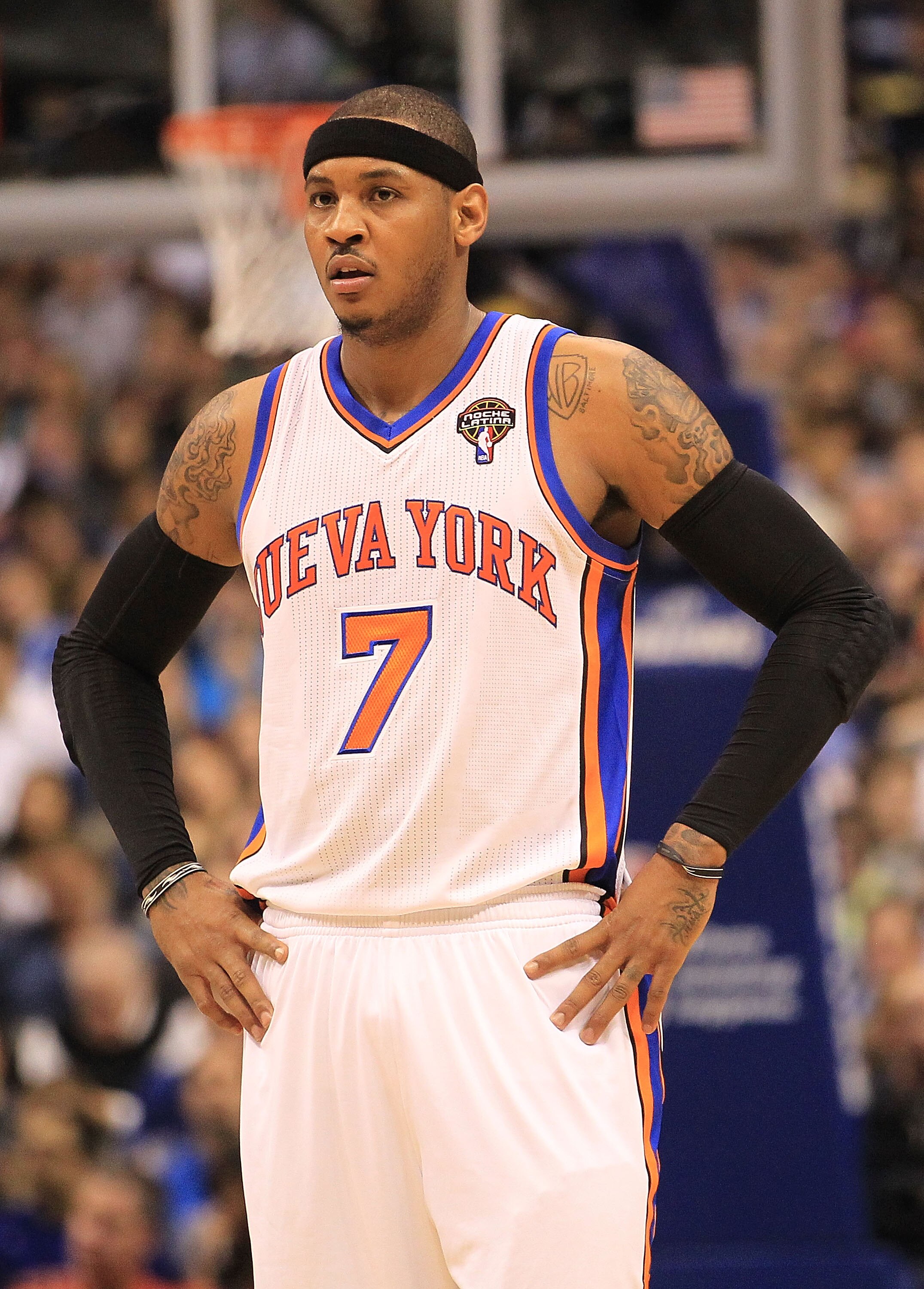 DALLAS, TX - MARCH 10: Forward Carmelo Anthony #7 of the New York Knicks at American Airlines Center on March 10, 2011 in Dallas, Texas. NOTE TO USER: User expressly acknowledges and agrees that, by downloading and or using this photograph, User is cons DALLAS, TX - MARCH 10: Forward Carmelo Anthony #7 of the New York Knicks at American Airlines Center on March 10, 2011 in Dallas, Texas. NOTE TO USER: User expressly acknowledges and agrees that, by downloading and or using this photograph, User is cons