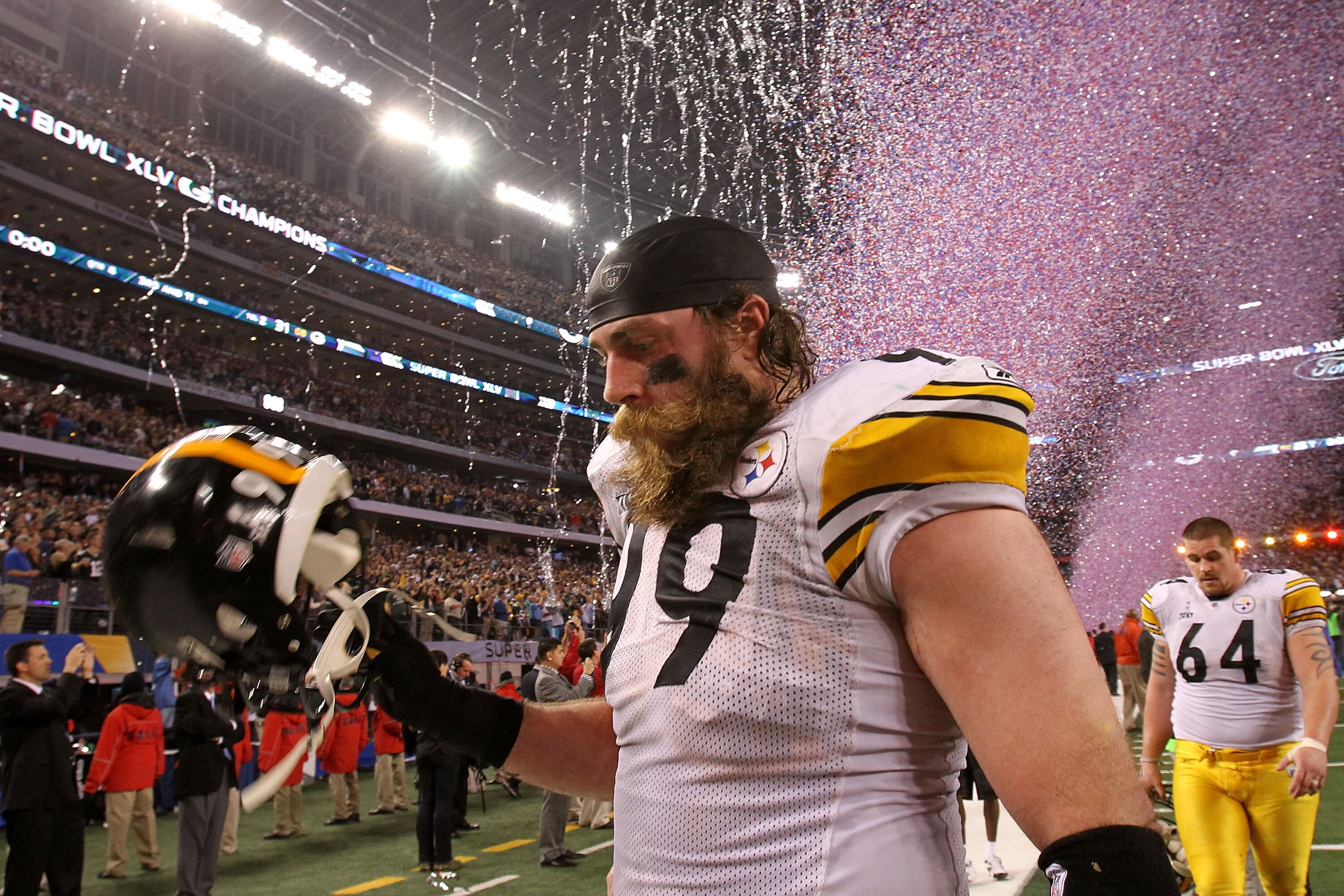 ARLINGTON, TX - FEBRUARY 06:  Brett Keisel #99 of the Pittsburgh Steelers walks off the field after losing to the Green Bay Packers during Super Bowl XLV at Cowboys Stadium on February 6, 2011 in Arlington, Texas.  (Photo by Ronald Martinez/Getty Images)
