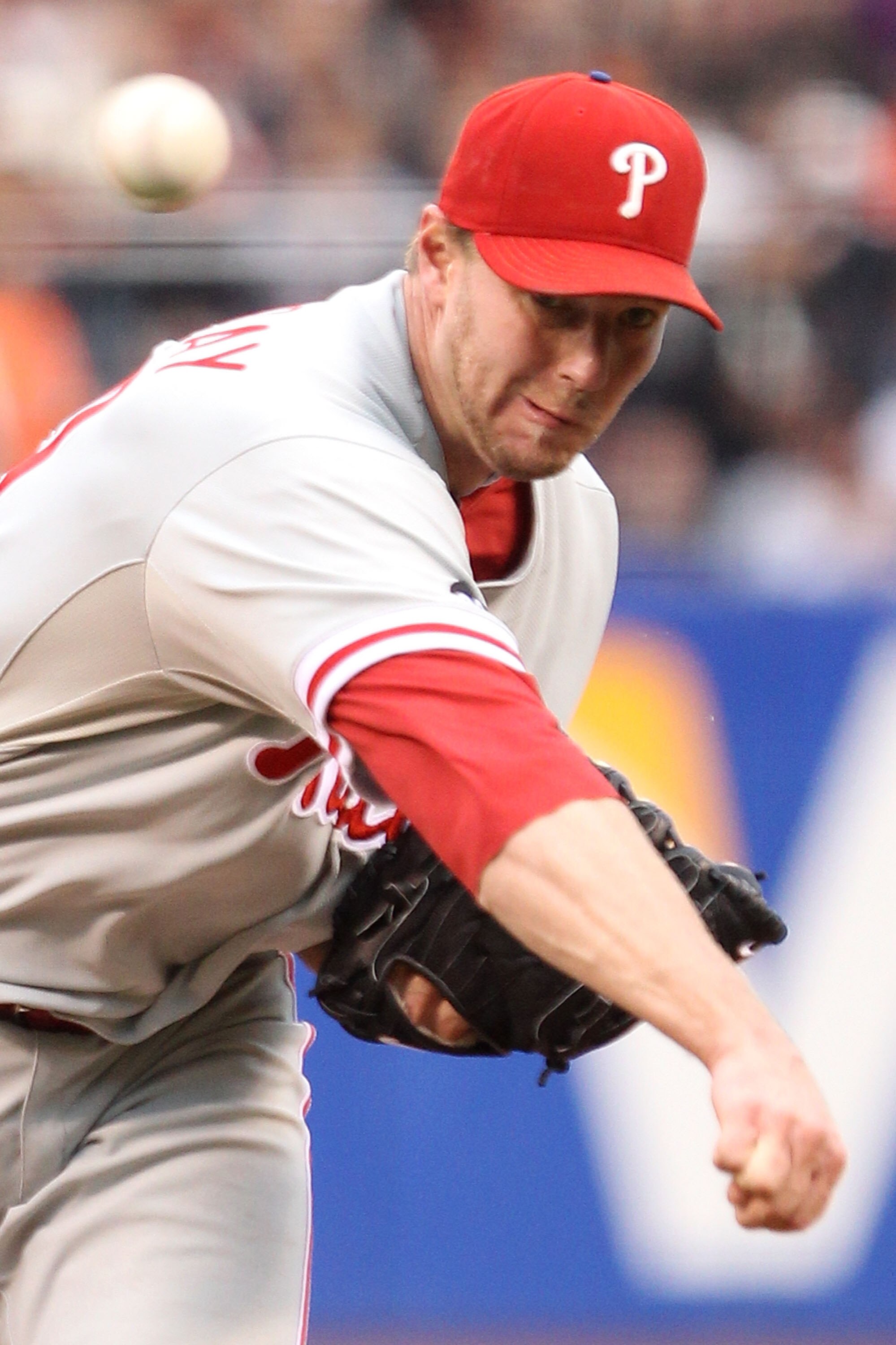 SAN FRANCISCO - OCTOBER 21:  Roy Halladay #34 of the Philadelphia Phillies pitches in the first inning against the San Francisco Giants in Game Five of the NLCS during the 2010 MLB Playoffs at AT&T Park on October 21, 2010 in San Francisco, California.  (
