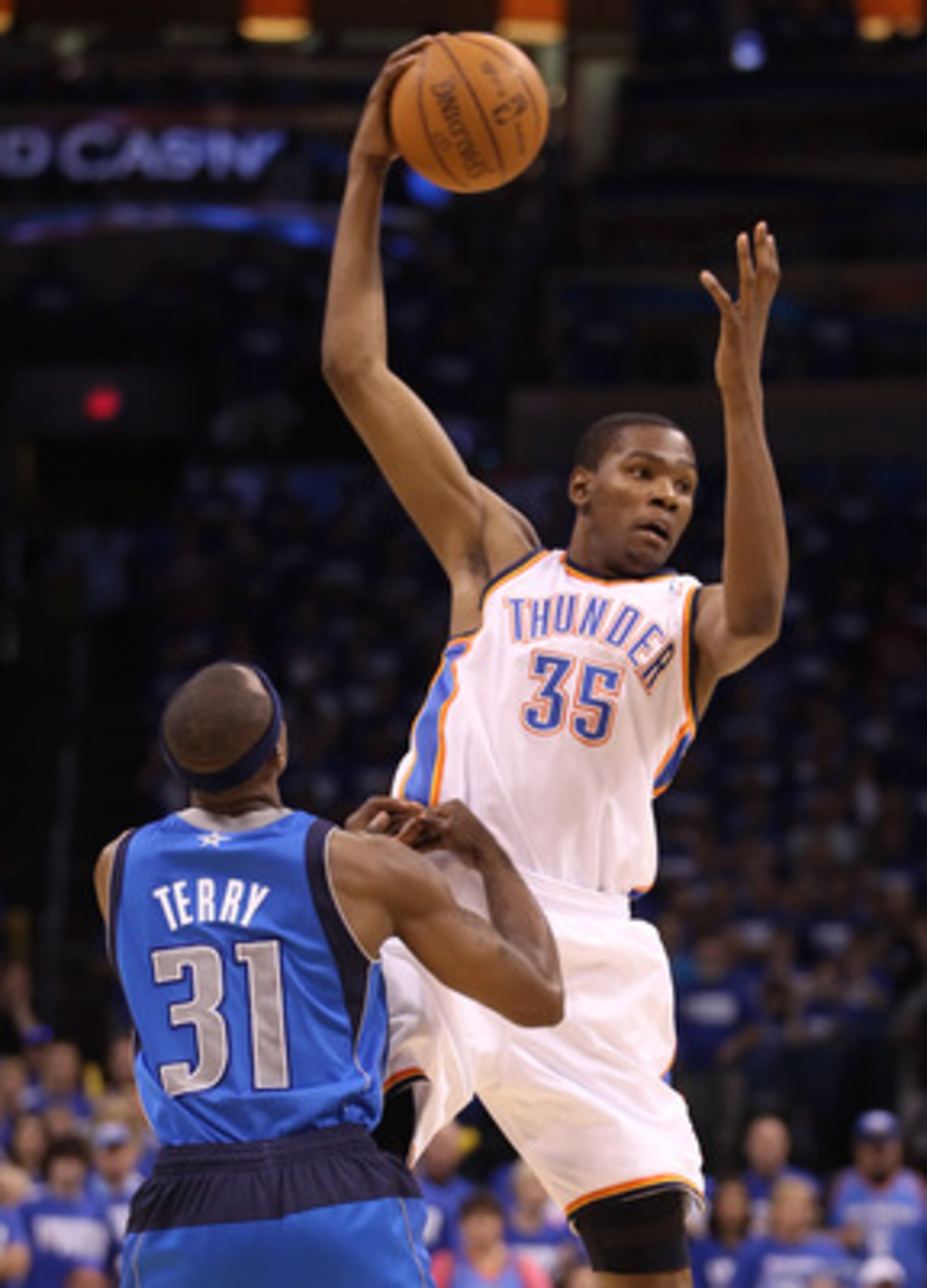 OKLAHOMA CITY, OK - MAY 21:  Kevin Durant #35 of the Oklahoma City Thunder grabs the ball against Jason Terry #31 of the Dallas Mavericks in Game Three of the Western Conference Finals during the 2011 NBA Playoffs at Oklahoma City Arena on May 21, 2011 in