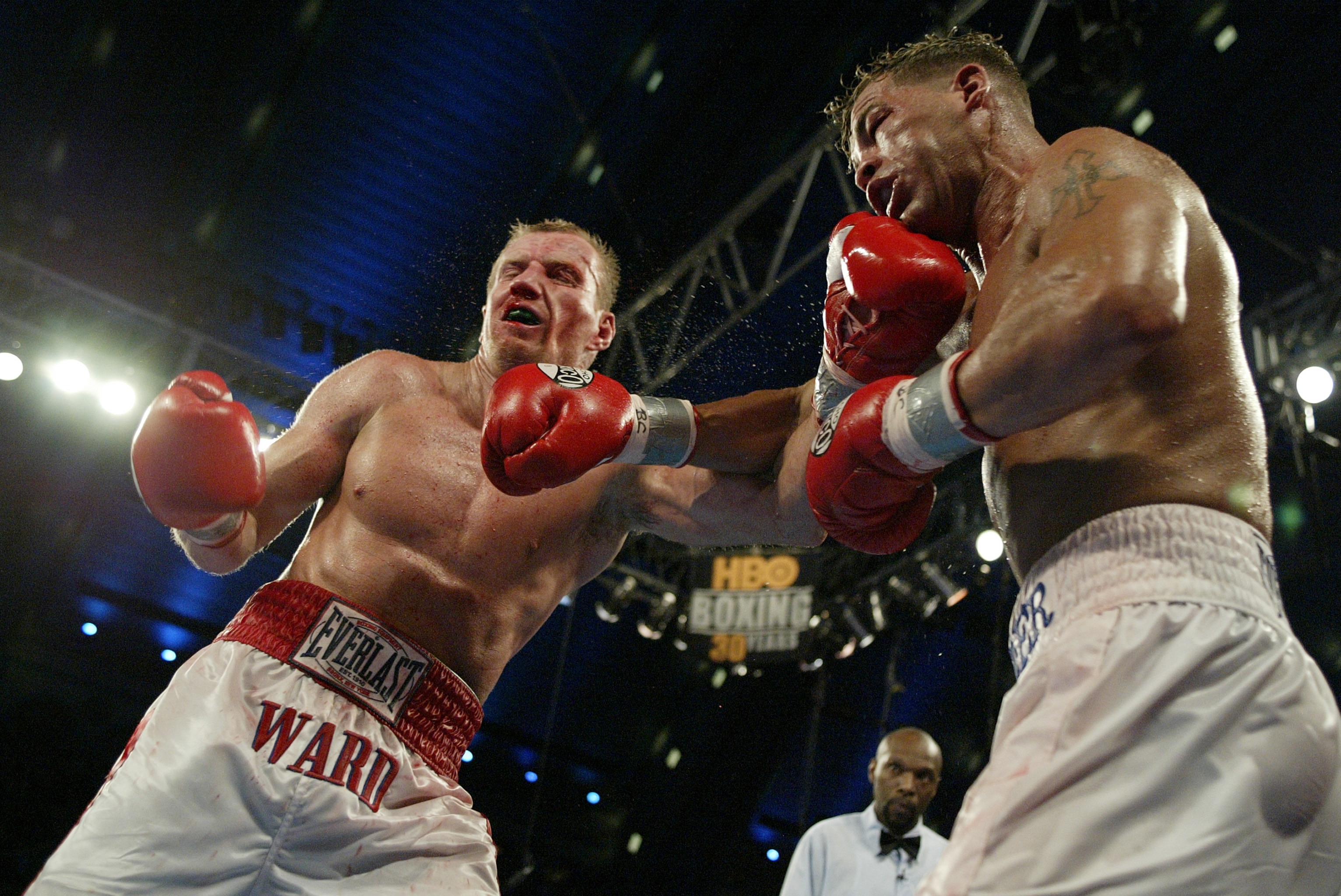ATLANTIC CITY, NJ - JUNE 7:  Arturo Gatti (L) and Micky Ward trade punches during their Junior Welterweight bout at Boardwalk Hall on June 7, 2003 in Atlantic City, New Jersey. Gatti won a unanimous decision. (Photo by Al Bello/Getty  Images)