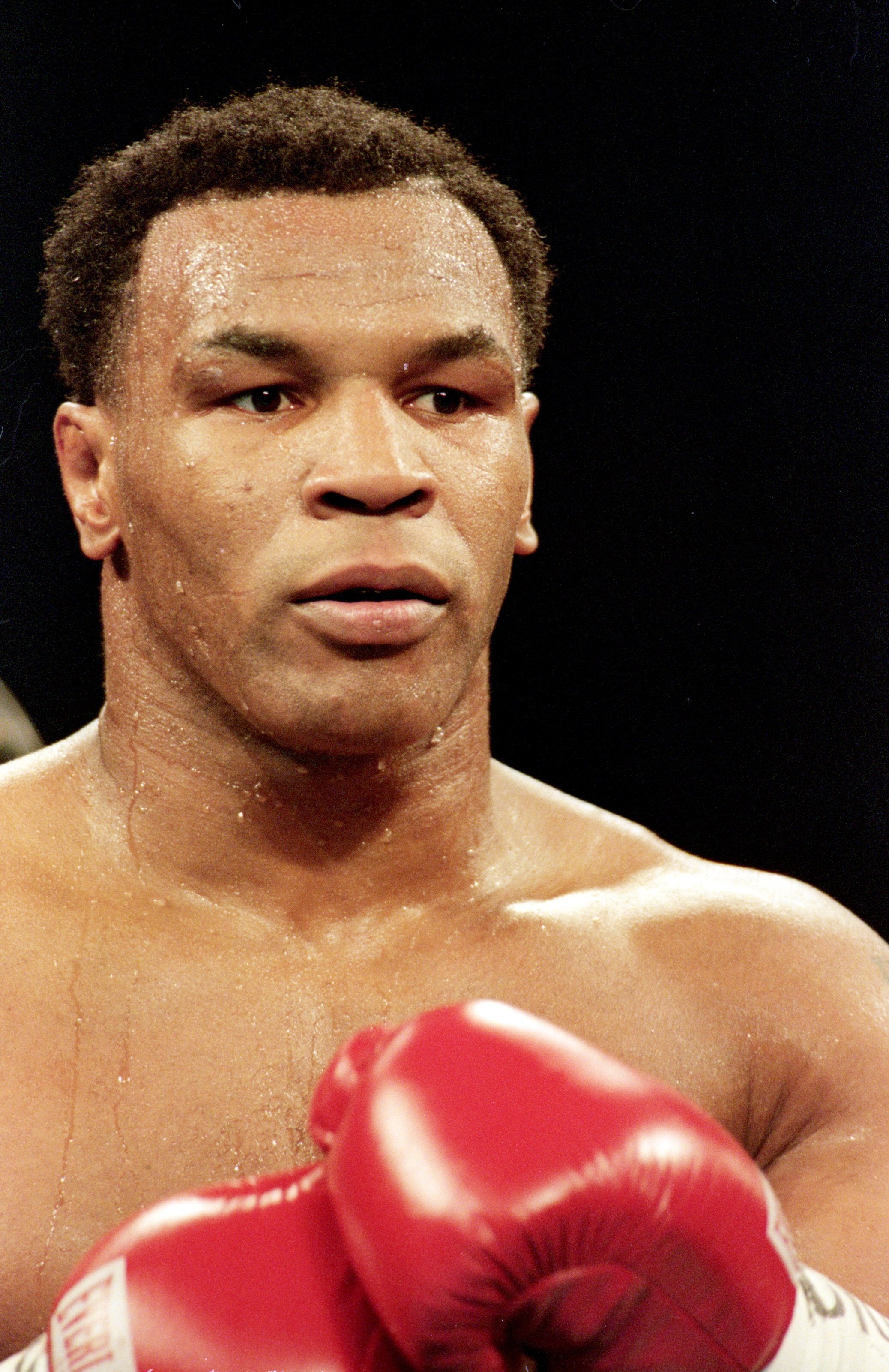 23 Oct 1999: Mike Tyson gets ready during a fight against Orlin Norris at the MGM Grand Hotel in Las Vegas, Nevada. The fight ended in a no contest.