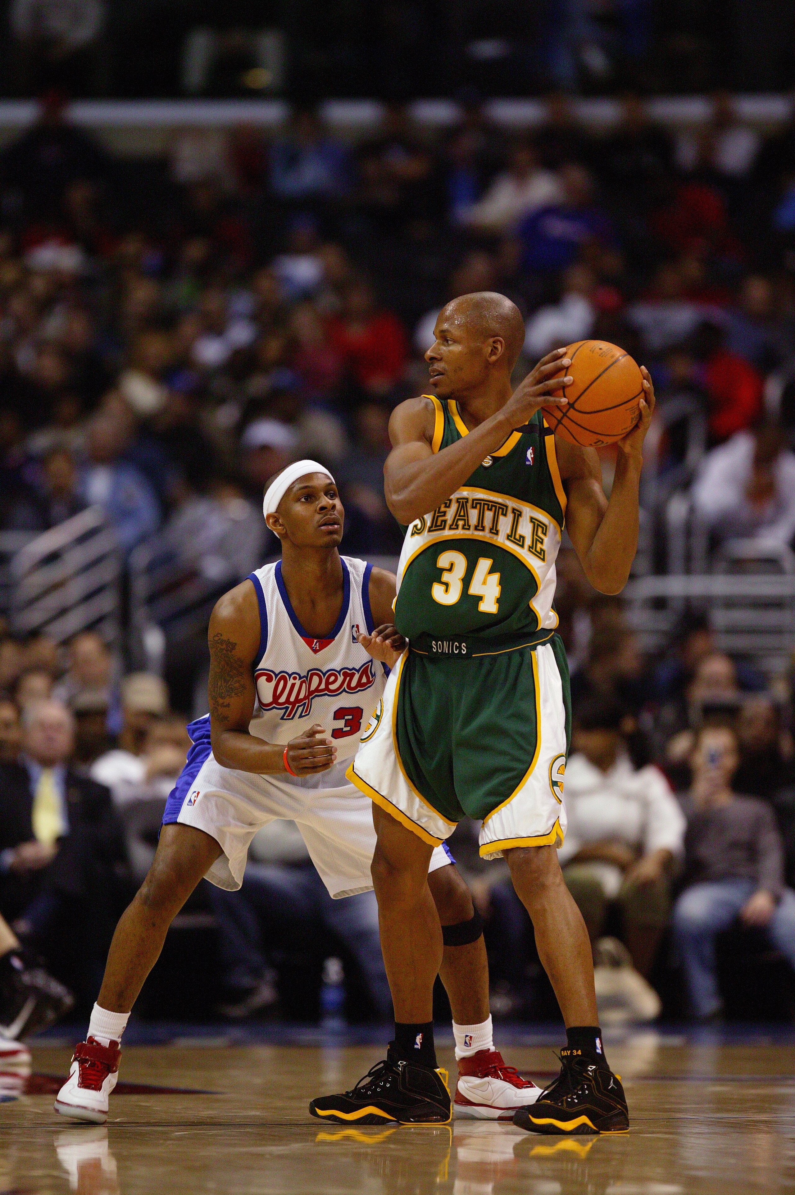 LOS ANGELES - FEBRUARY 28:  Ray Allen #34 of the Seattle SuperSonics looks to make a move against Daniel Ewing #3 of the Los Angeles Clippers during a game at Staples Center on February 28, 2007 in Los Angeles, California.  The Clippers won 96-91.  NOTE T