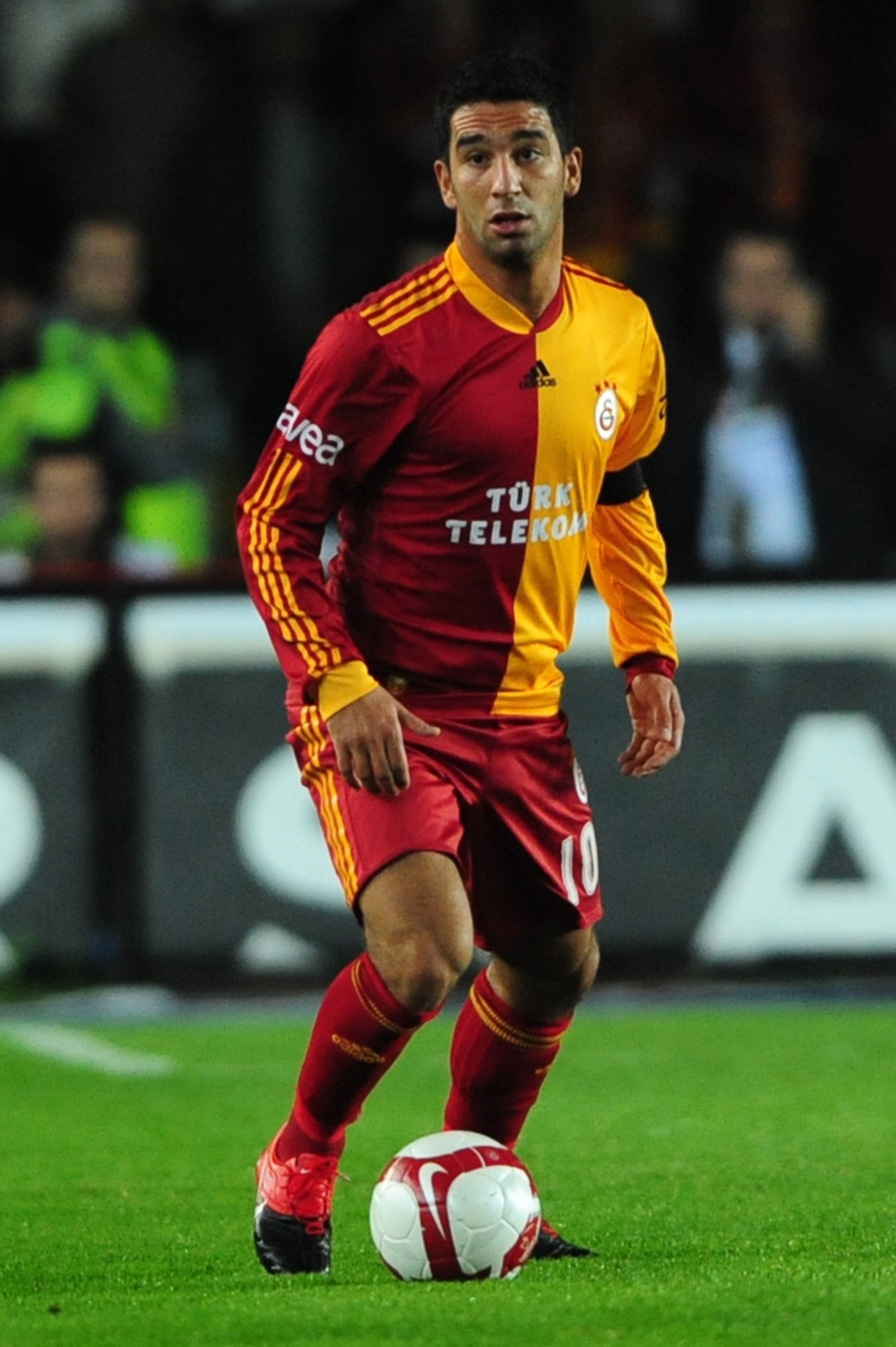 ISTANBUL, TURKEY - OCTOBER 25:  Arda Turan of Galatasaray during the Turkish Super League match between Fenerbahce and Galatasaray held on October 25, 2009 at Sukru Saracoglu Stadium in Istanbul, Turkey. (Photo by Mustafa Ozer/EuroFootball/Getty Images)