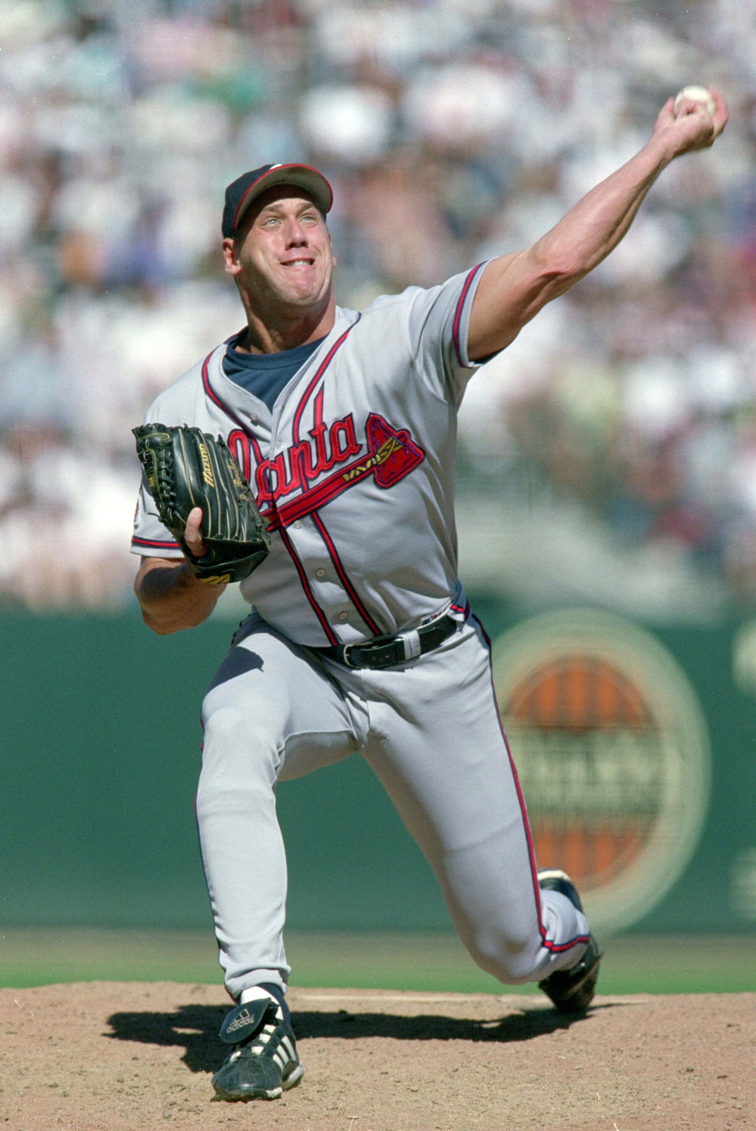 20 Aug 2000:  Pitcher John Rocker #49 of the Atlanta Braves throws the ball during the game against the San Francisco Giants at Pac Bell Park in SanFrancisco, California. The Braves defeated the Giants 8-5.Mandatory Credit: Tom Hauck  /Allsport