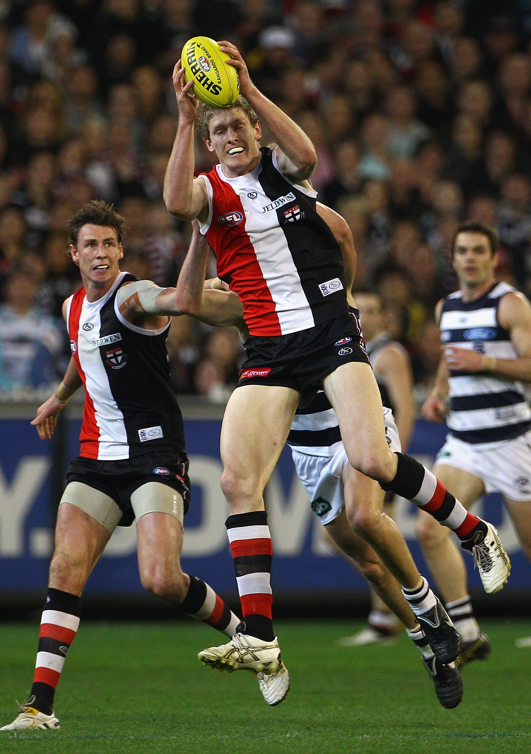 MELBOURNE, AUSTRALIA - SEPTEMBER 03:  Ben McEvoy of the Saints marks during the AFL Second Qualifying Final match between the Geelong Cats and the St Kilda Saints at Melbourne Cricket Ground on September 3, 2010 in Melbourne, Australia.  (Photo by Quinn R