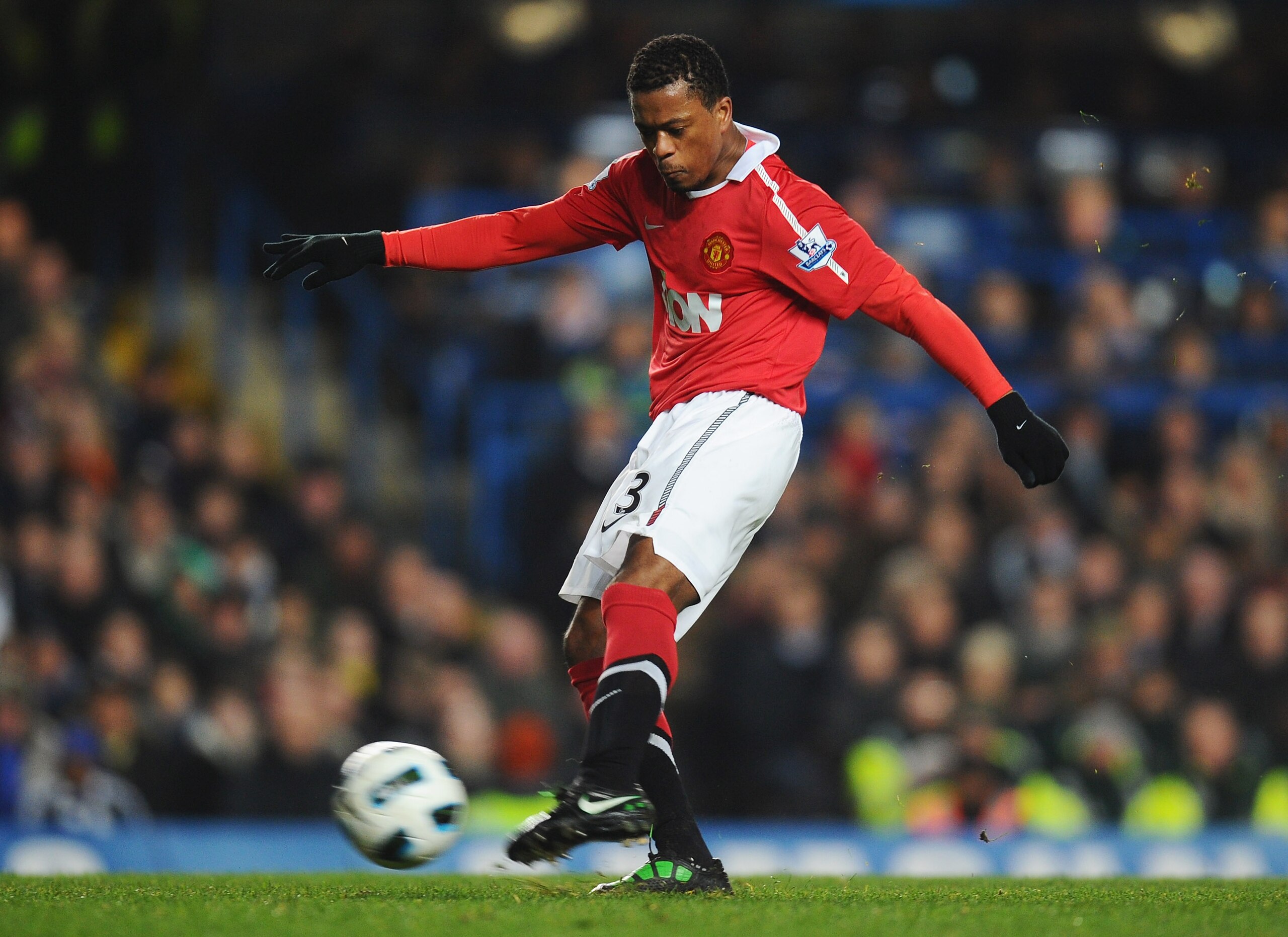 LONDON, ENGLAND - MARCH 01:  Patrice Evra of Manchester United in action during the Barclays Premier League match between Chelsea and Manchester United at Stamford Bridge on March 1, 2011 in London, England.  (Photo by Clive Mason/Getty Images)