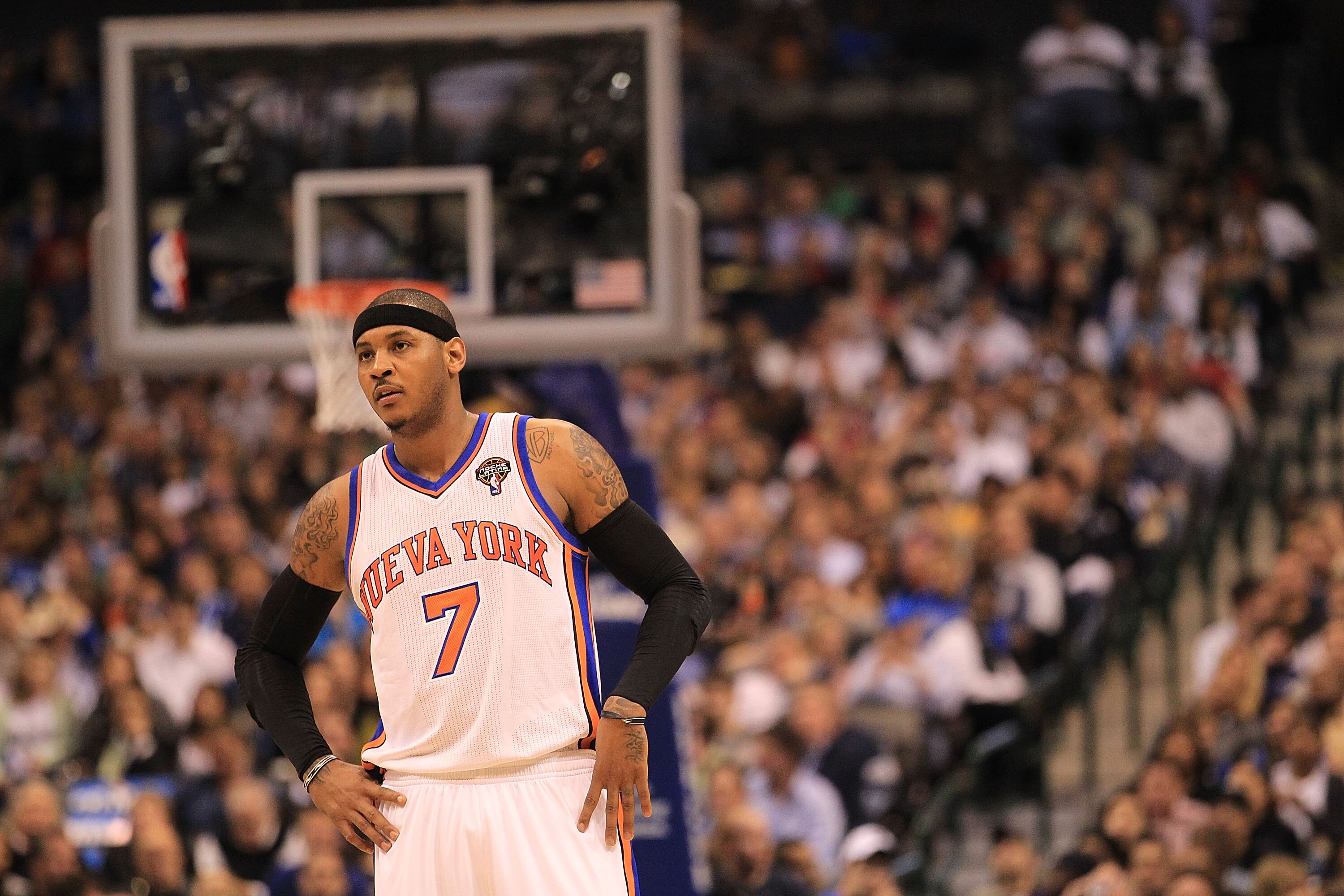 DALLAS, TX - MARCH 10:  Forward Carmelo Anthony #7 of the New York Knicks at American Airlines Center on March 10, 2011 in Dallas, Texas.  NOTE TO USER: User expressly acknowledges and agrees that, by downloading and or using this photograph, User is cons