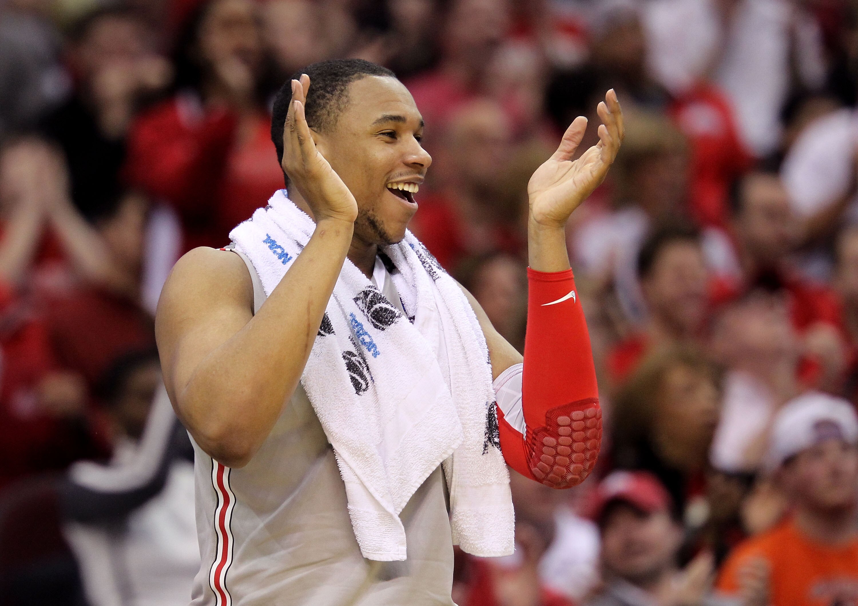 CLEVELAND, OH - MARCH 20: Jared Sullinger #0 of the Ohio State Buckeyes claps from the bench late in the game against the George Mason Patriots during the third of the 2011 NCAA men's basketball tournament at Quicken Loans Arena on March 20, 2011 in Cleve CLEVELAND, OH - MARCH 20: Jared Sullinger #0 of the Ohio State Buckeyes claps from the bench late in the game against the George Mason Patriots during the third of the 2011 NCAA men's basketball tournament at Quicken Loans Arena on March 20, 2011 in Cleve