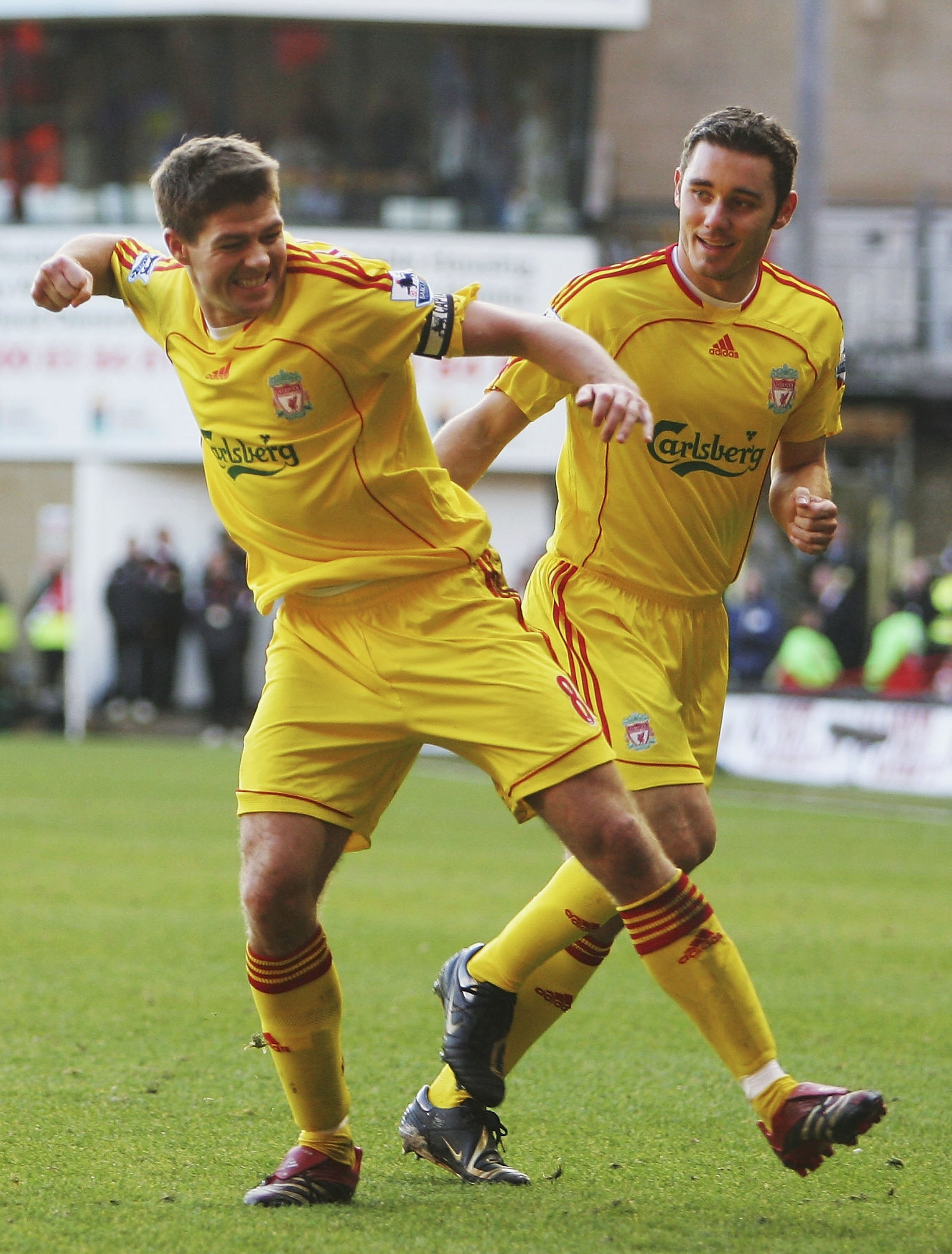 LONDON - DECEMBER 16: Steven Gerrard of Liverpool celabrates his goal during the Barclays Premiership match between Charlton Athletic and Liverpool at The Valley on December 16, 2006 in London, England.  (Photo by Phil Cole/Getty Images)