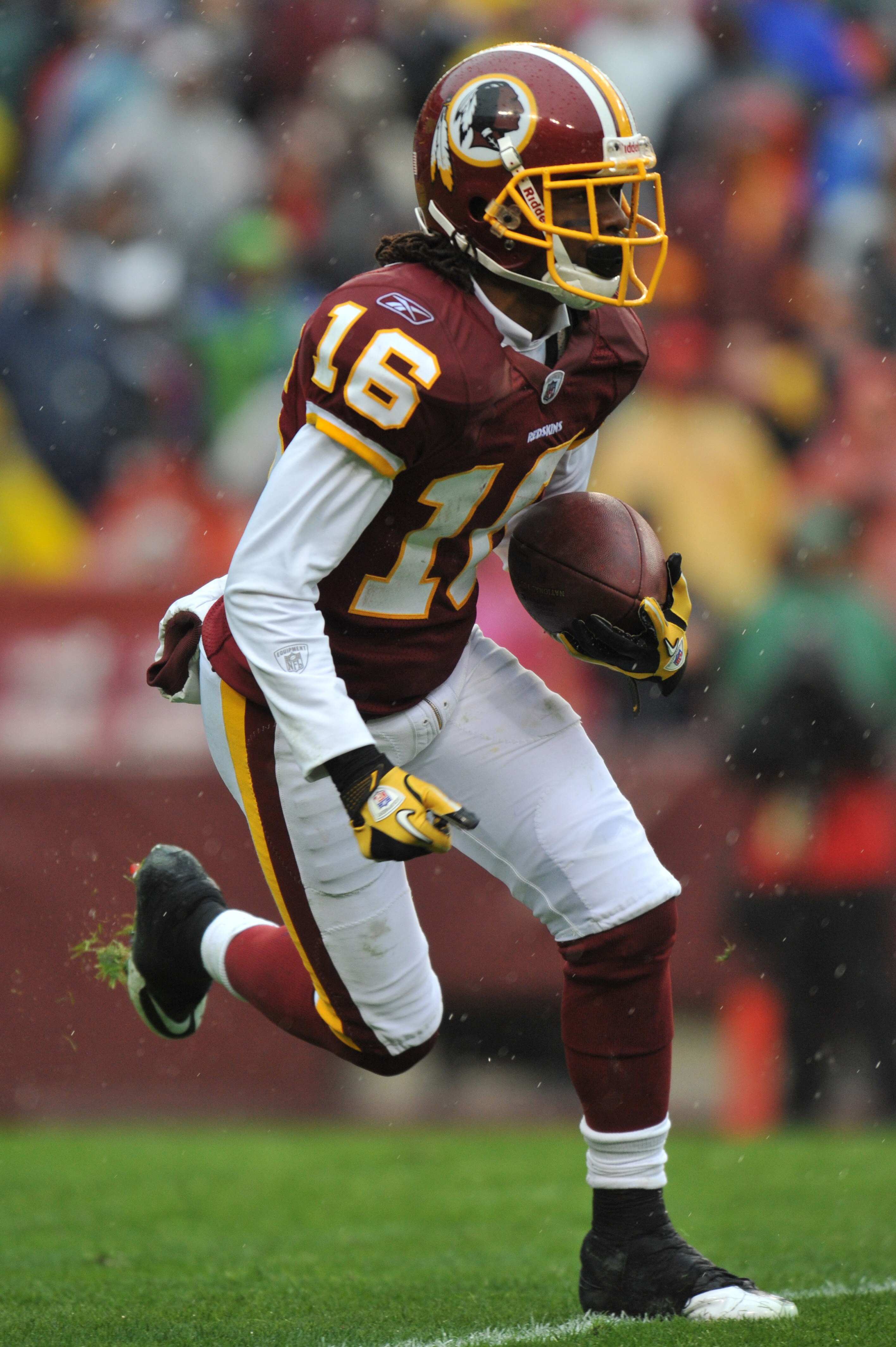 LANDOVER, MD - DECEMBER 12: Brandon Banks #16 of the Washington Redskins runs the ball during the game against the Tampa Bay Buccaneers at FedExField on December 12, 2010 in Landover, Maryland. The Buccaneers defeated the Redskins 17-16. (Photo by Larry LANDOVER, MD - DECEMBER 12: Brandon Banks #16 of the Washington Redskins runs the ball during the game against the Tampa Bay Buccaneers at FedExField on December 12, 2010 in Landover, Maryland. The Buccaneers defeated the Redskins 17-16. (Photo by Larry