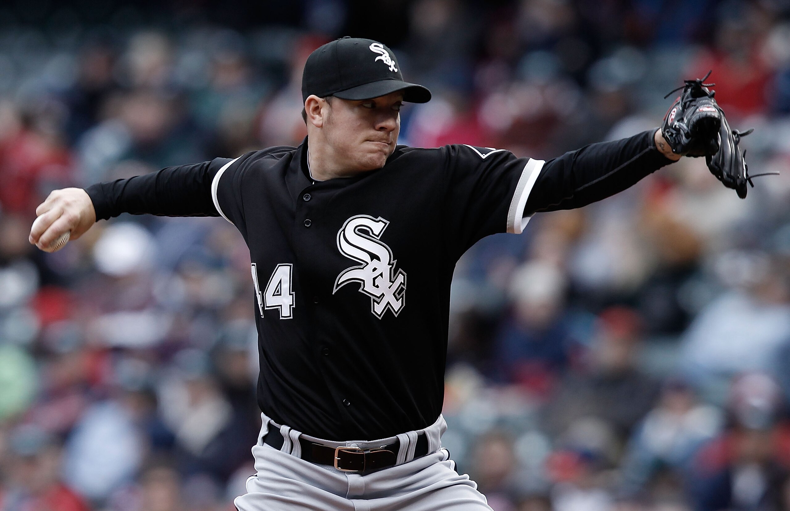 CLEVELAND - APRIL 17:  CLEVELAND, OH- APRIL 17: Jake Peavy #44 of the Chicago White Sox pitches against the Cleveland Indians during the game on April 17, 2010 at Progressive Field in Cleveland, Ohio.  (Photo by Jared Wickerham/Getty Images)