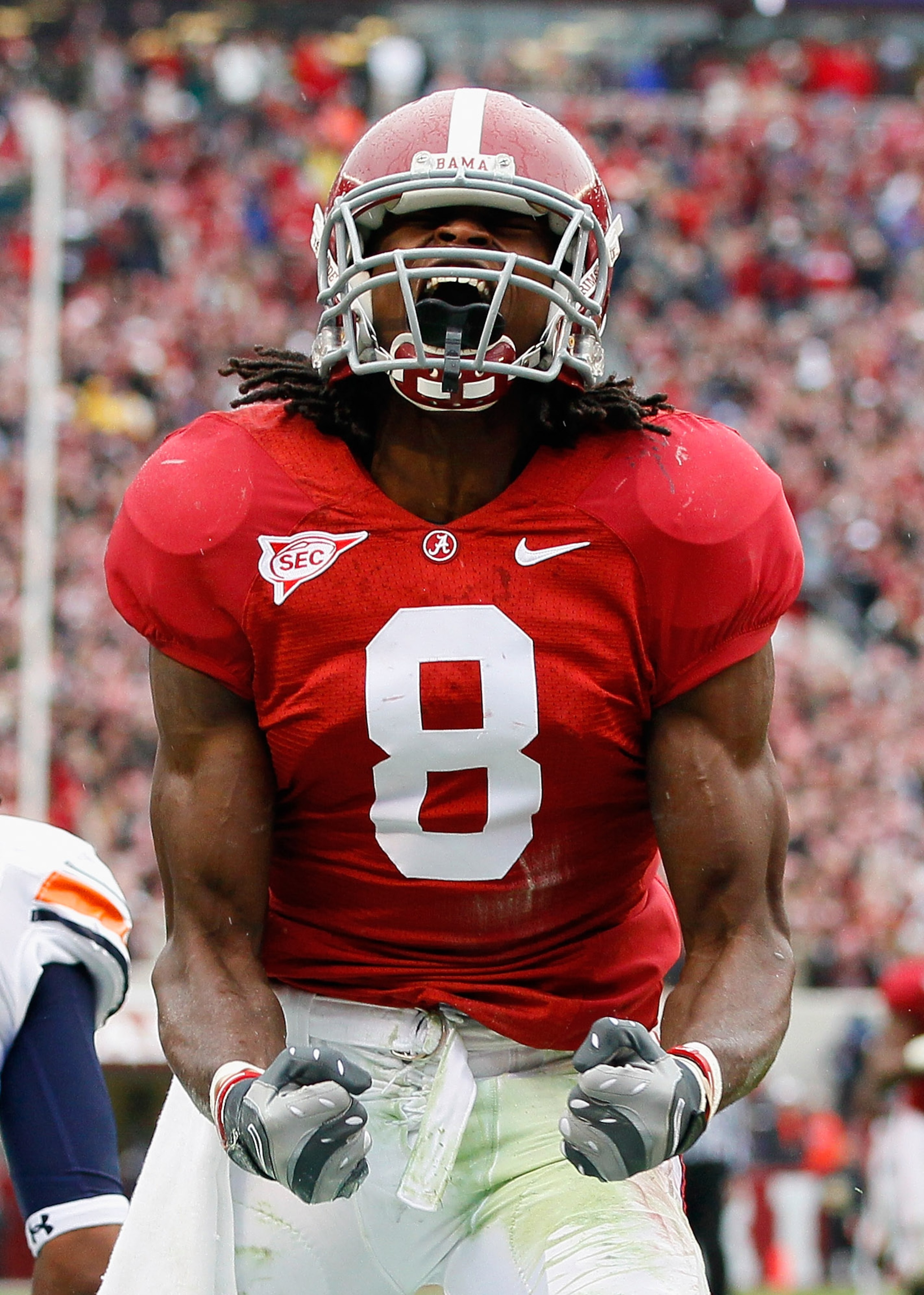 TUSCALOOSA, AL - NOVEMBER 26:  Julio Jones #8 of the Alabama Crimson Tide reacts after a long reception against the Auburn Tigers at Bryant-Denny Stadium on November 26, 2010 in Tuscaloosa, Alabama.  (Photo by Kevin C. Cox/Getty Images)