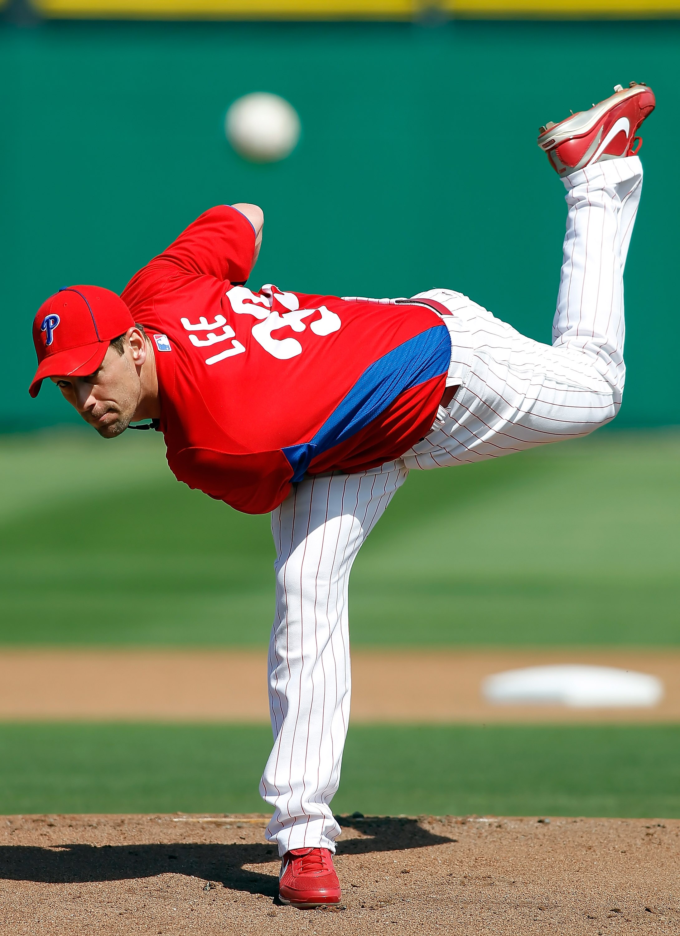CLEARWATER, FL - MARCH 06:  Pitcher Cliff Lee #33 of the Philadelphia Phillies pitches against the Tampa Bay Rays during a Grapefruit League Spring Training Game at Bright House Field on March 6, 2011 in Sarasota, Florida.  (Photo by J. Meric/Getty Images