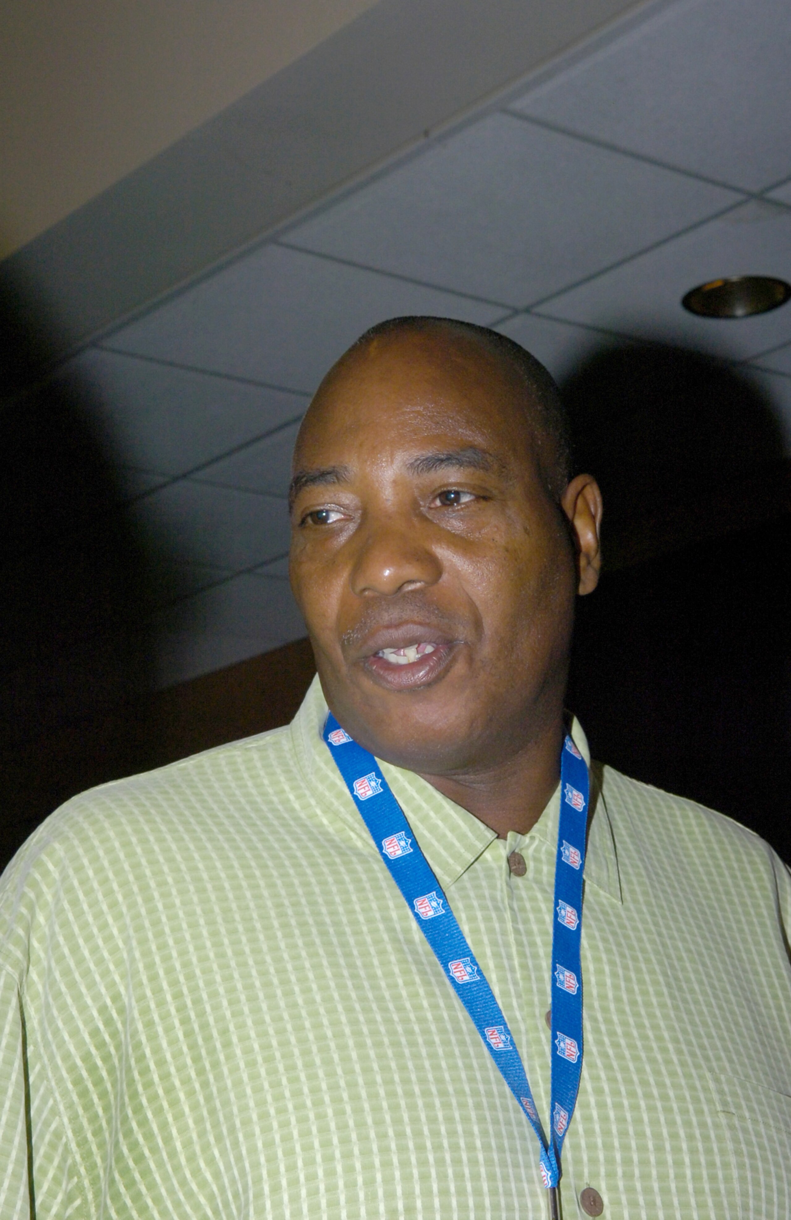 Baltimore Ravens general manager Ozzie Newsome at the 2006 annual meeting March 29 at the Hyatt Regency Grand Cypress in Orlando.  (Photo by Al Messerschmidt/Getty Images)