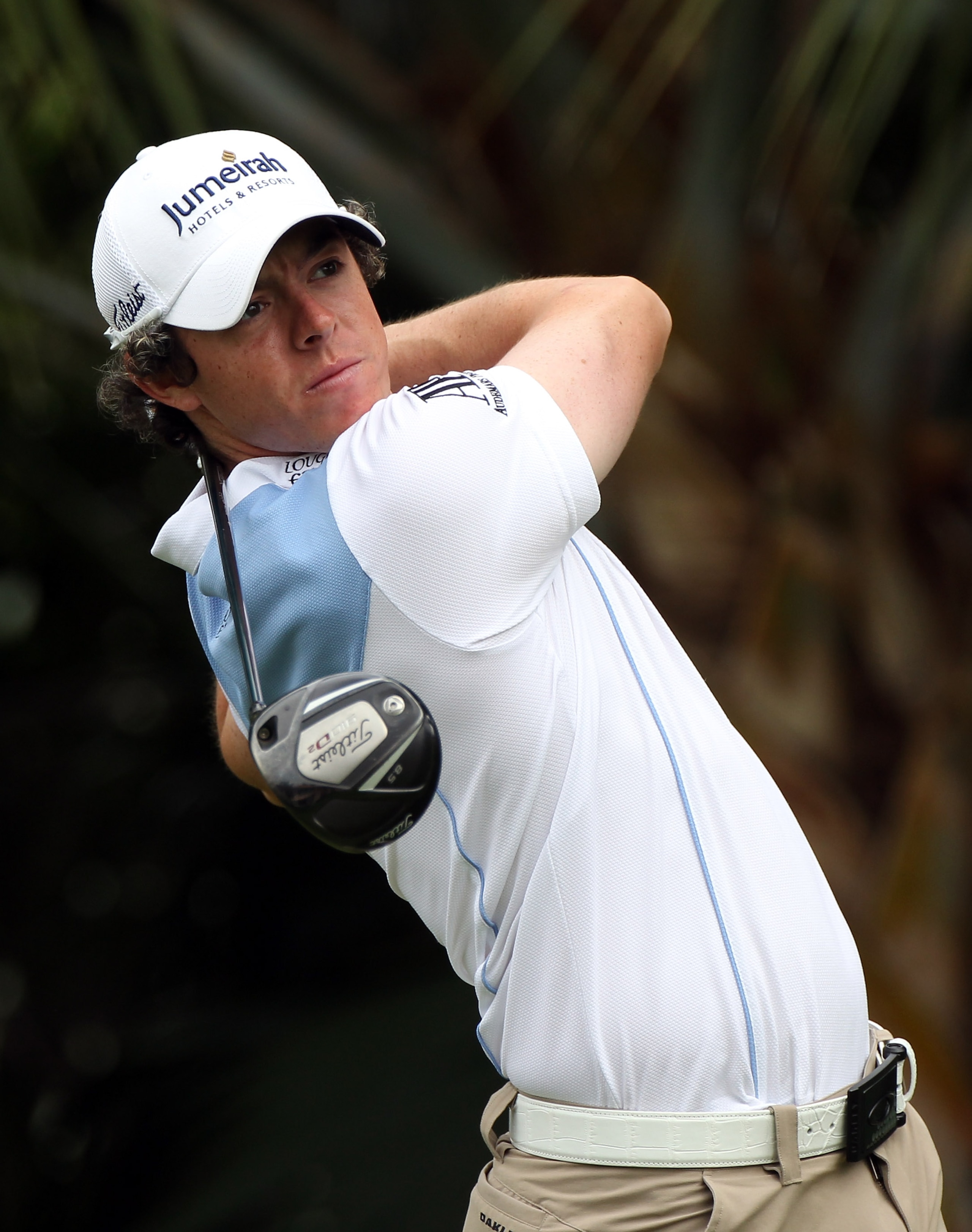 PALM BEACH GARDENS, FL - MARCH 05:  Rory McIlroy of Northern Ireland plays a shot during the third round of The Honda Classic at PGA National Resort and Spa on March 5, 2011 in Palm Beach Gardens, Florida.  (Photo by Sam Greenwood/Getty Images)