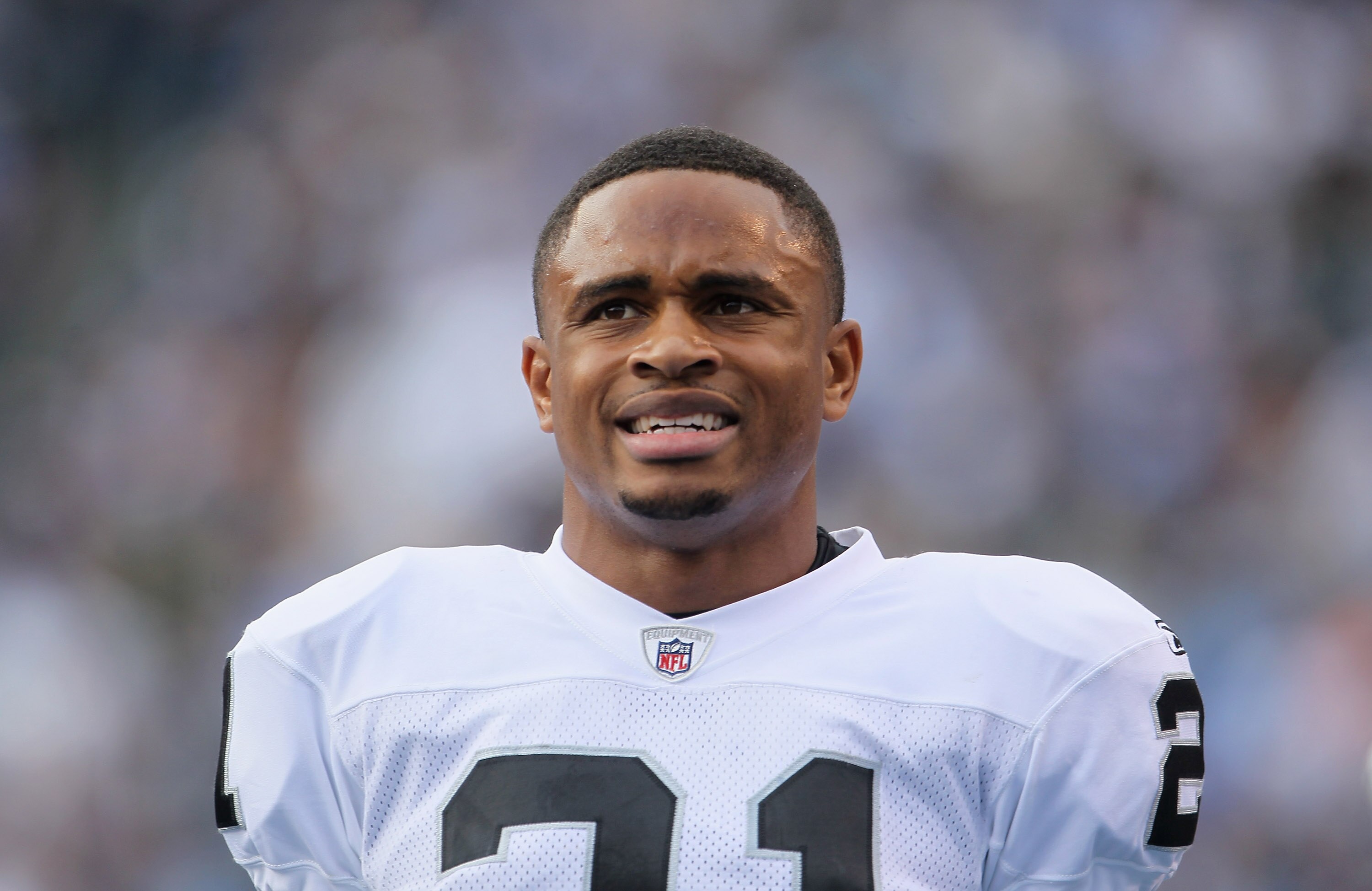SAN DIEGO - DECEMBER 05: Nnamdi Asomugha #21 the Oakland Raiders looks on from the sideline against the San Diego Chargers at Qualcomm Stadium on December 5, 2010 in San Diego, California. The Raiders defeated the Chargers 28-13. (Photo by Jeff Gross/Ge SAN DIEGO - DECEMBER 05: Nnamdi Asomugha #21 the Oakland Raiders looks on from the sideline against the San Diego Chargers at Qualcomm Stadium on December 5, 2010 in San Diego, California. The Raiders defeated the Chargers 28-13. (Photo by Jeff Gross/Ge