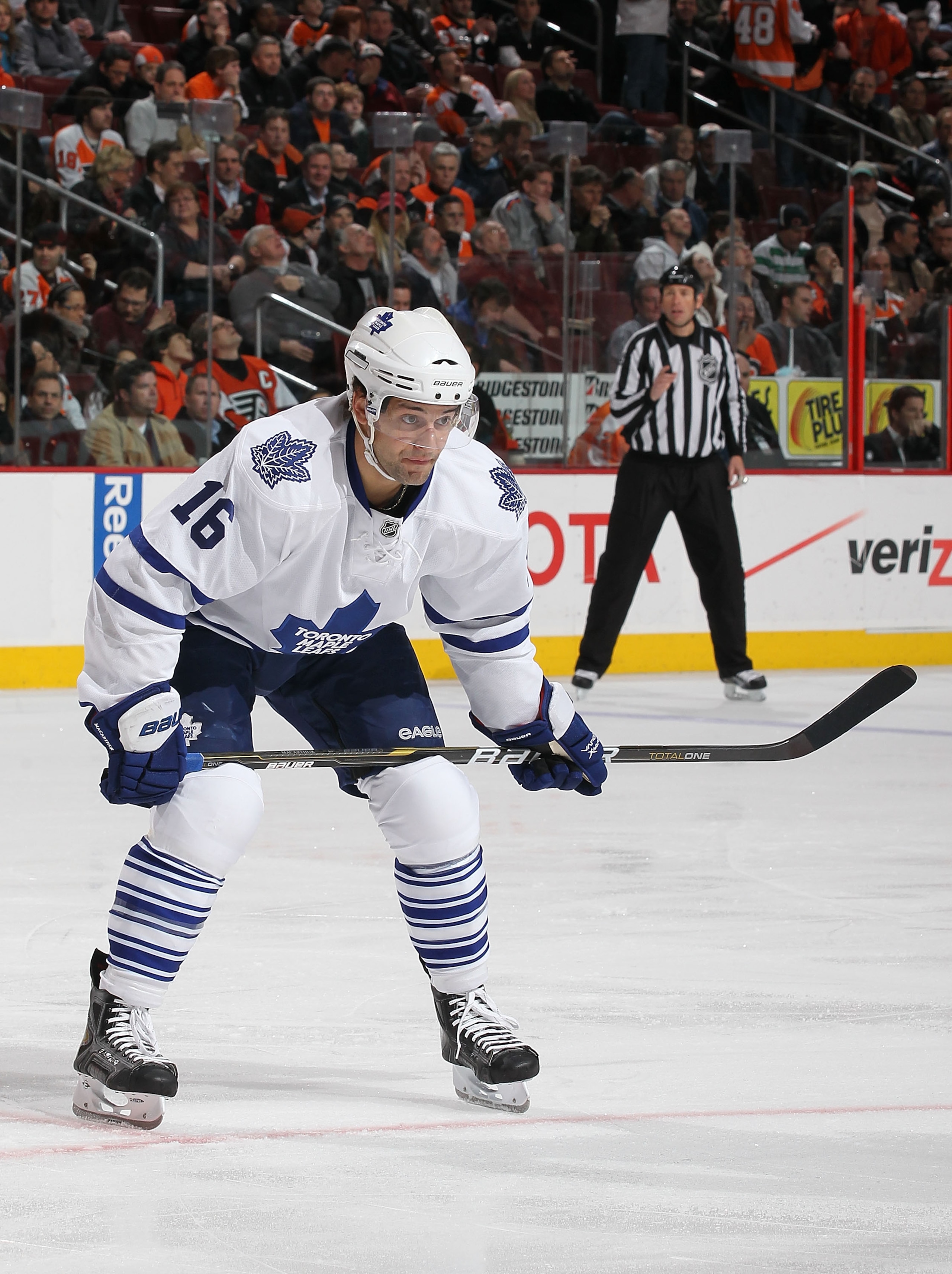 PHILADELPHIA - MARCH 03: Clarke MacArthur #16 of the Toronto Maple Leafs in action against The Philadelphia Flyers during their game on March 3, 2011 at The Wells Fargo Center in Philadelphia, Pennsylvania. (Photo by Al Bello/Getty Images) PHILADELPHIA - MARCH 03: Clarke MacArthur #16 of the Toronto Maple Leafs in action against The Philadelphia Flyers during their game on March 3, 2011 at The Wells Fargo Center in Philadelphia, Pennsylvania. (Photo by Al Bello/Getty Images)
