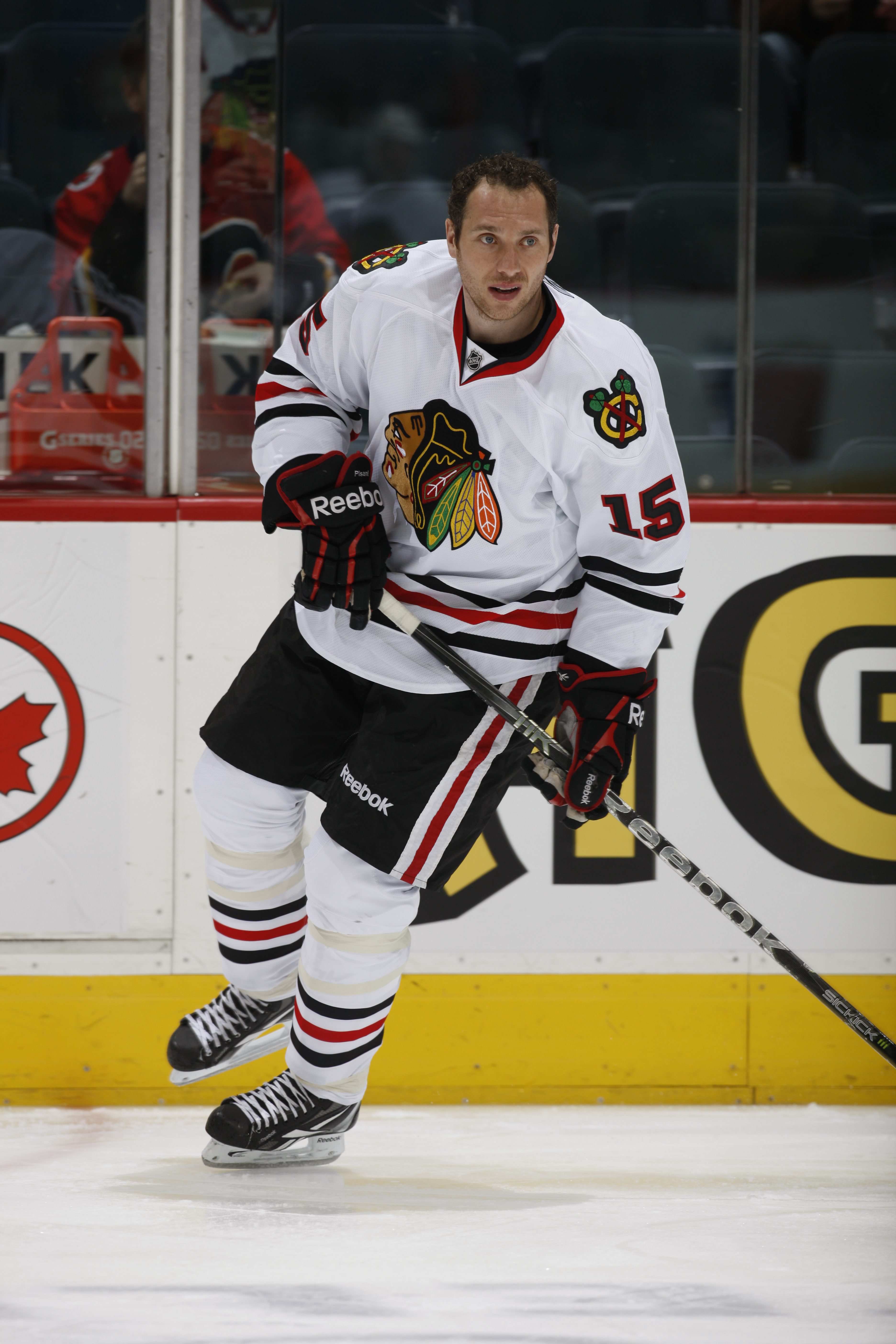 CALGARY, CANADA - FEBRUARY 7: Fernando Pisani #15 of the Chicago Blackhawks skates against the Calgary Flames on February 7, 2011 at Scotiabank Saddledome in Calgary, Alberta, Canada. (Photo by Dale MacMillan/Getty Images)