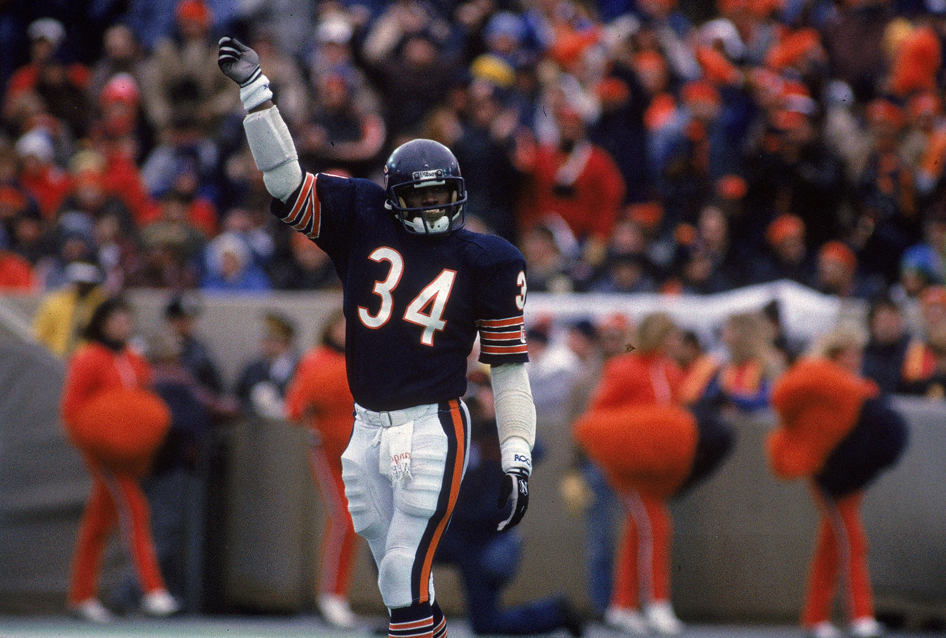Walter Payton #34 of the Chicago Bears celebrates on the field as the Bears win the NFC Championship.