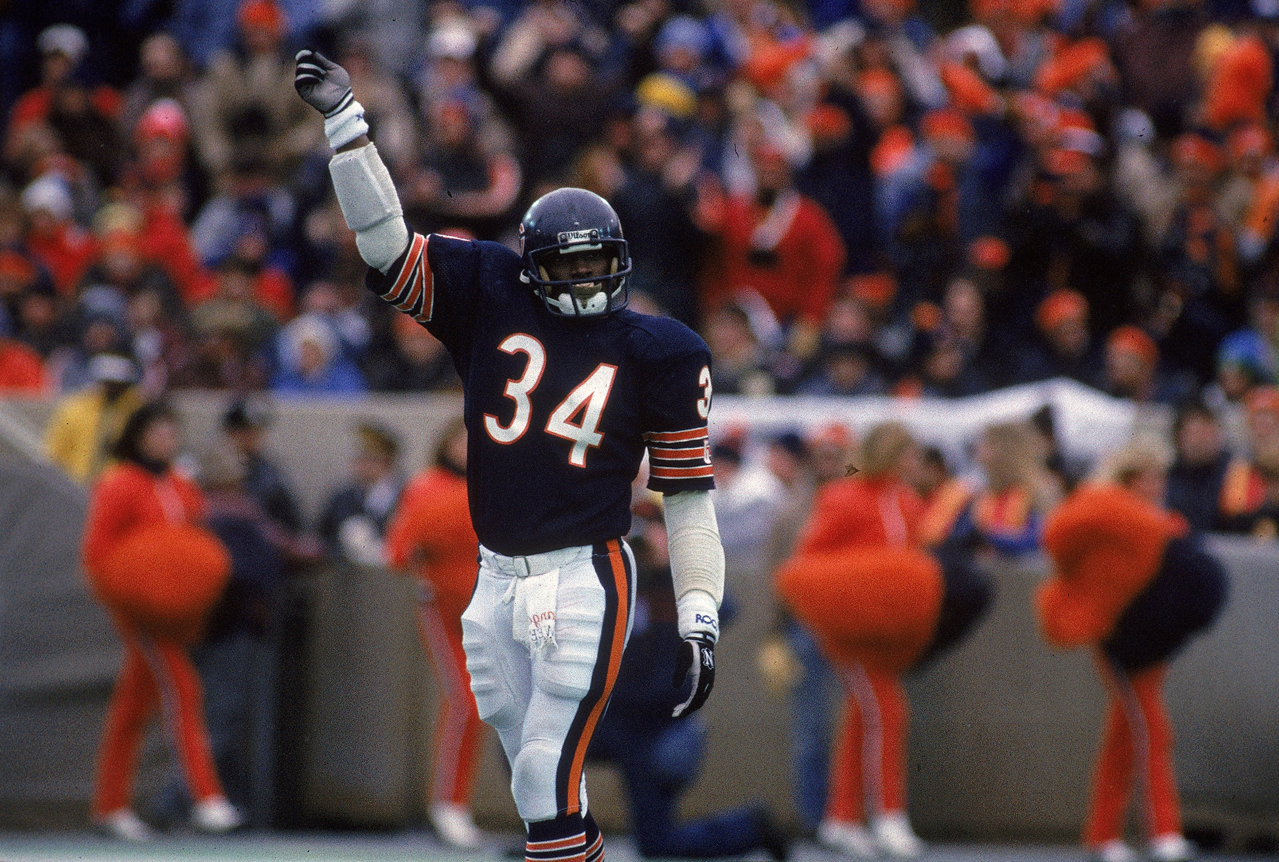 Walter Payton #34 of the Chicago Bears celebrates on the field as the Bears win the NFC Championship.