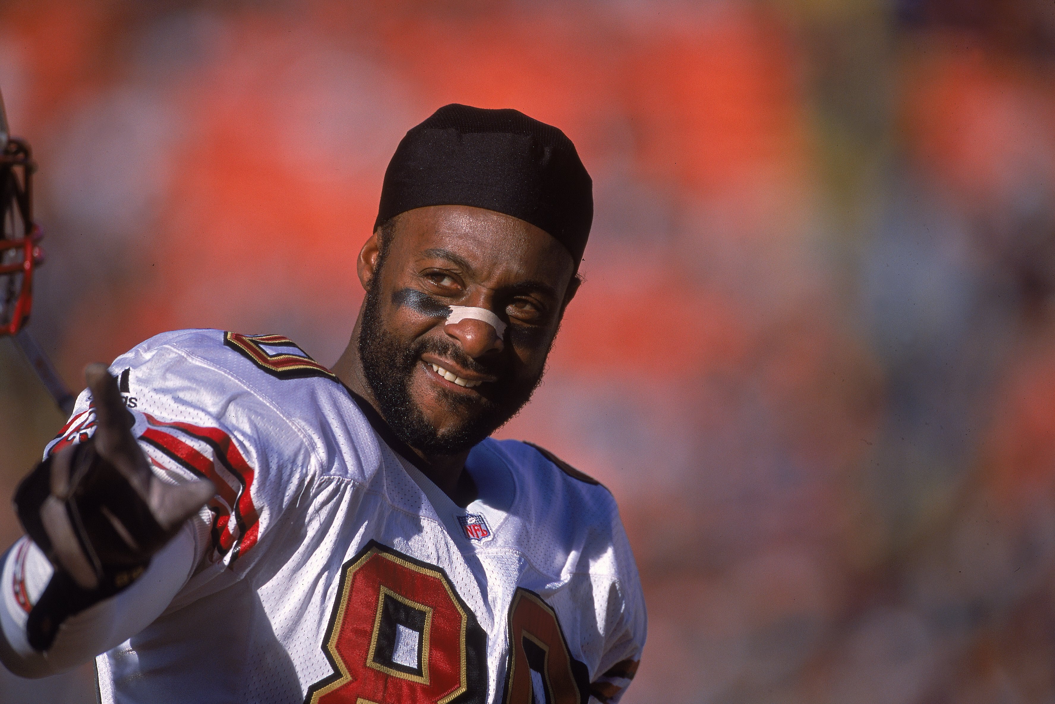 23 Dec 2000:  A close up of Jerry Rice #80 of the San Francisco 49ers as he looks on while playing his last game as a 49er during the game against the Denver Broncos at the Mile High Stadium in Denver, Colorado. The Broncos defeated the 49ers 38-9. Mandat