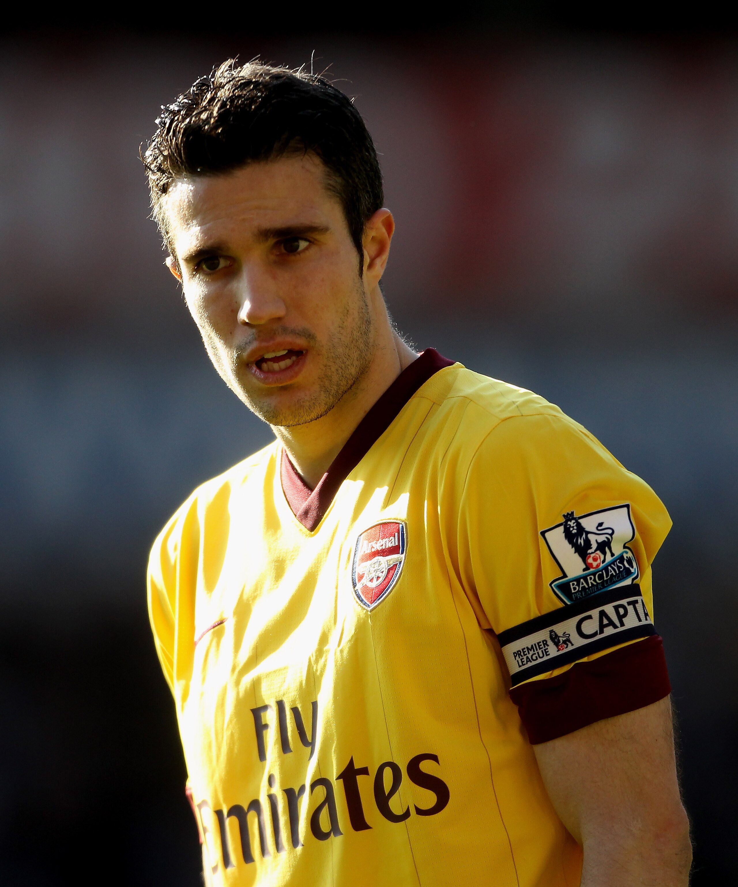 WEST BROMWICH, ENGLAND - MARCH 19: Robin Van Persie of Arsenal during the Barclays Premier League match between West Bromwich Albion and Arsenal at The Hawthorns on March 19, 2011 in West Bromwich, England.  (Photo by Scott Heavey/Getty Images)