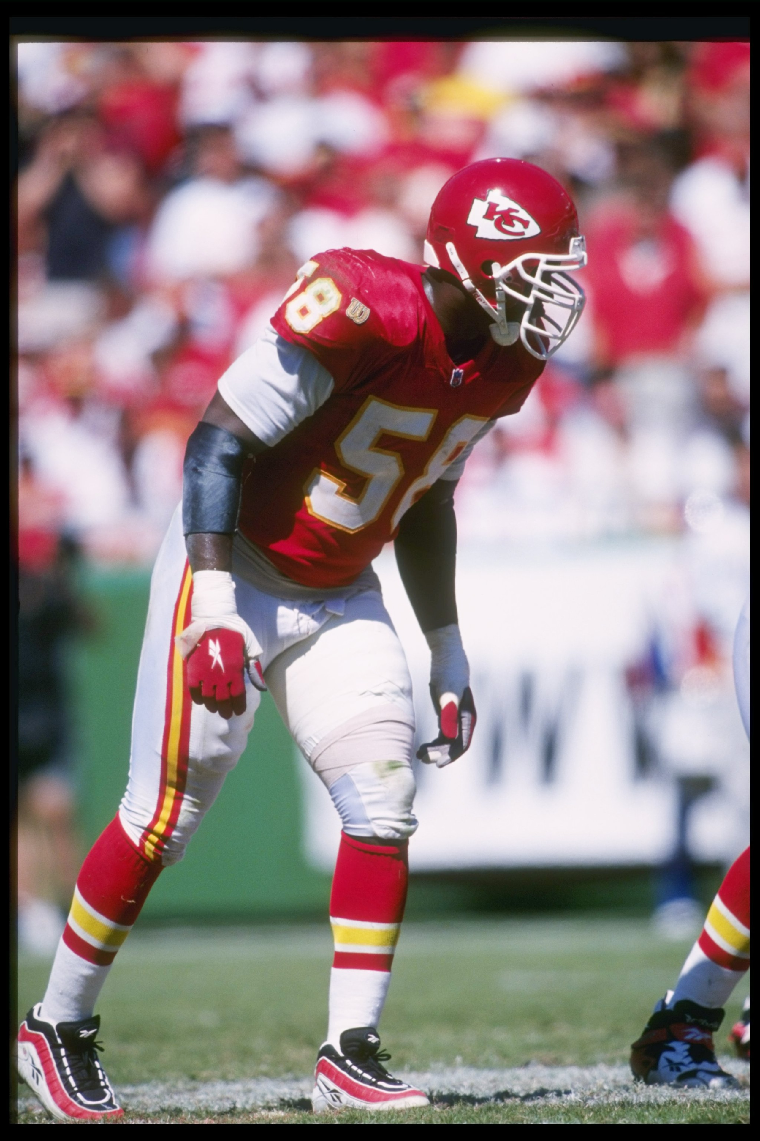 22 Sep 1996:  Linebacker Derrick Thomas of the Kansas City Chiefs waits for the snap during a game against the Denver Broncos at Arrowhead Stadium in Kansas City, Missouri.  The Chiefs won the game 17-14. Mandatory Credit: Stephen Dunn  /Allsport