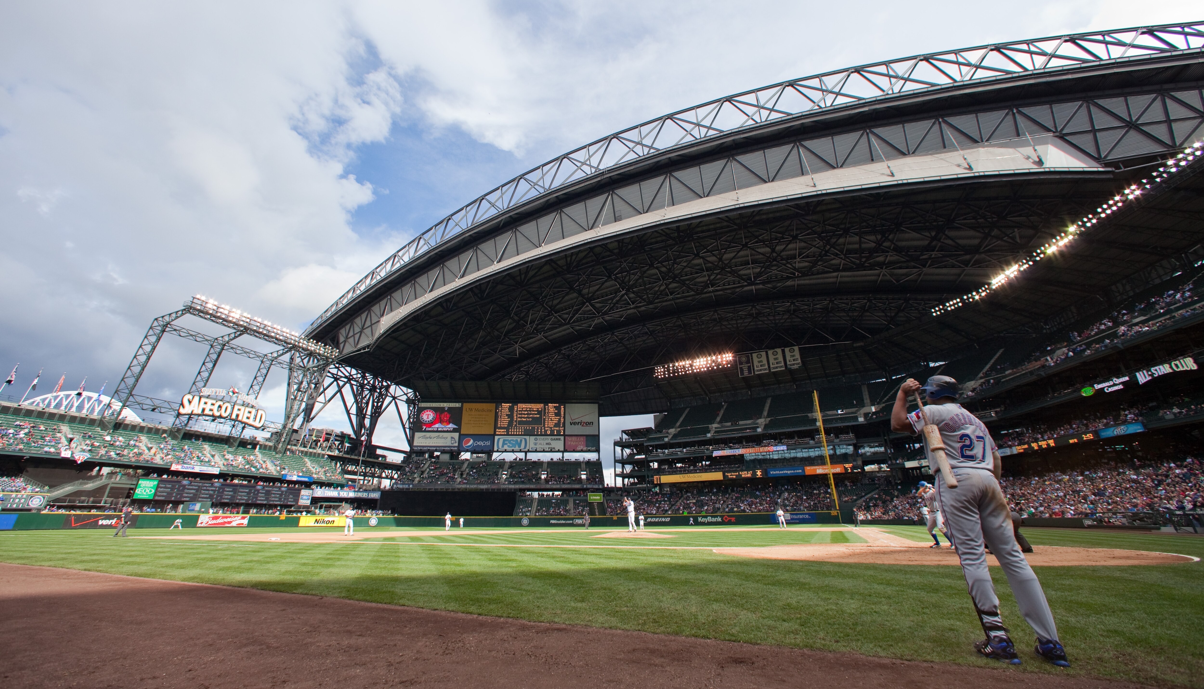 SEATTLE - SEPTEMBER 19:  Vladimir Guerrero #27 of the Texas Rangers waits to hit in the on-deck circle as the roof is slowly extended to the closed position during the game against the Seattle Mariners at Safeco Field on September 19, 2010 in Seattle, Was