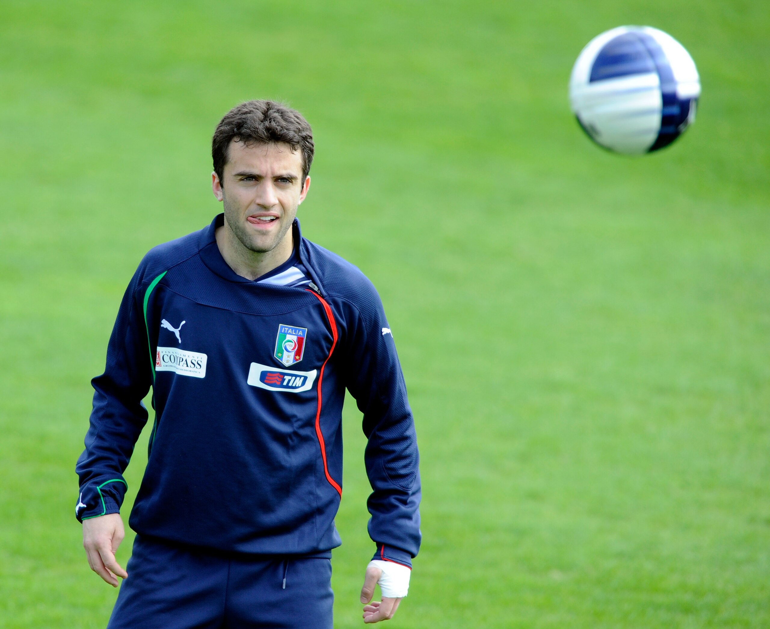 FLORENCE, ITALY - MARCH 27: Giuseppe Rossi of Italy during a training session at Coverciano on March 27, 2011 in Florence, Italy. (Photo by Claudio Villa/Getty Images) FLORENCE, ITALY - MARCH 27: Giuseppe Rossi of Italy during a training session at Coverciano on March 27, 2011 in Florence, Italy. (Photo by Claudio Villa/Getty Images)