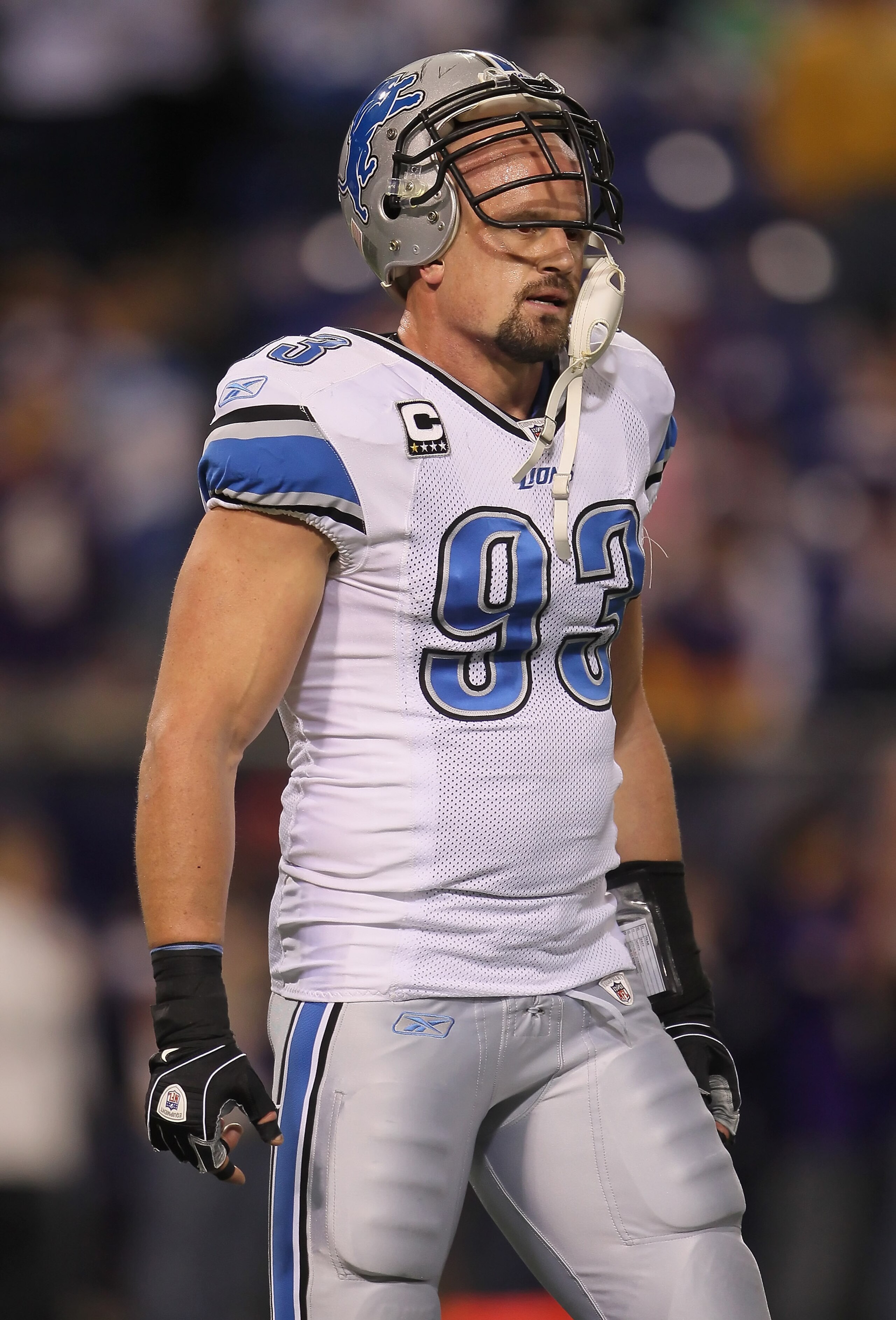 MINNEAPOLIS - SEPTEMBER 26: Kyle Vanden Bosch #93 of the Detroit Lions looks on prior to the start of the game against the Minnesota Vikings at Mall of America Field on September 26, 2010 in Minneapolis, Minnesota. (Photo by Jeff Gross/Getty Images) MINNEAPOLIS - SEPTEMBER 26: Kyle Vanden Bosch #93 of the Detroit Lions looks on prior to the start of the game against the Minnesota Vikings at Mall of America Field on September 26, 2010 in Minneapolis, Minnesota. (Photo by Jeff Gross/Getty Images)