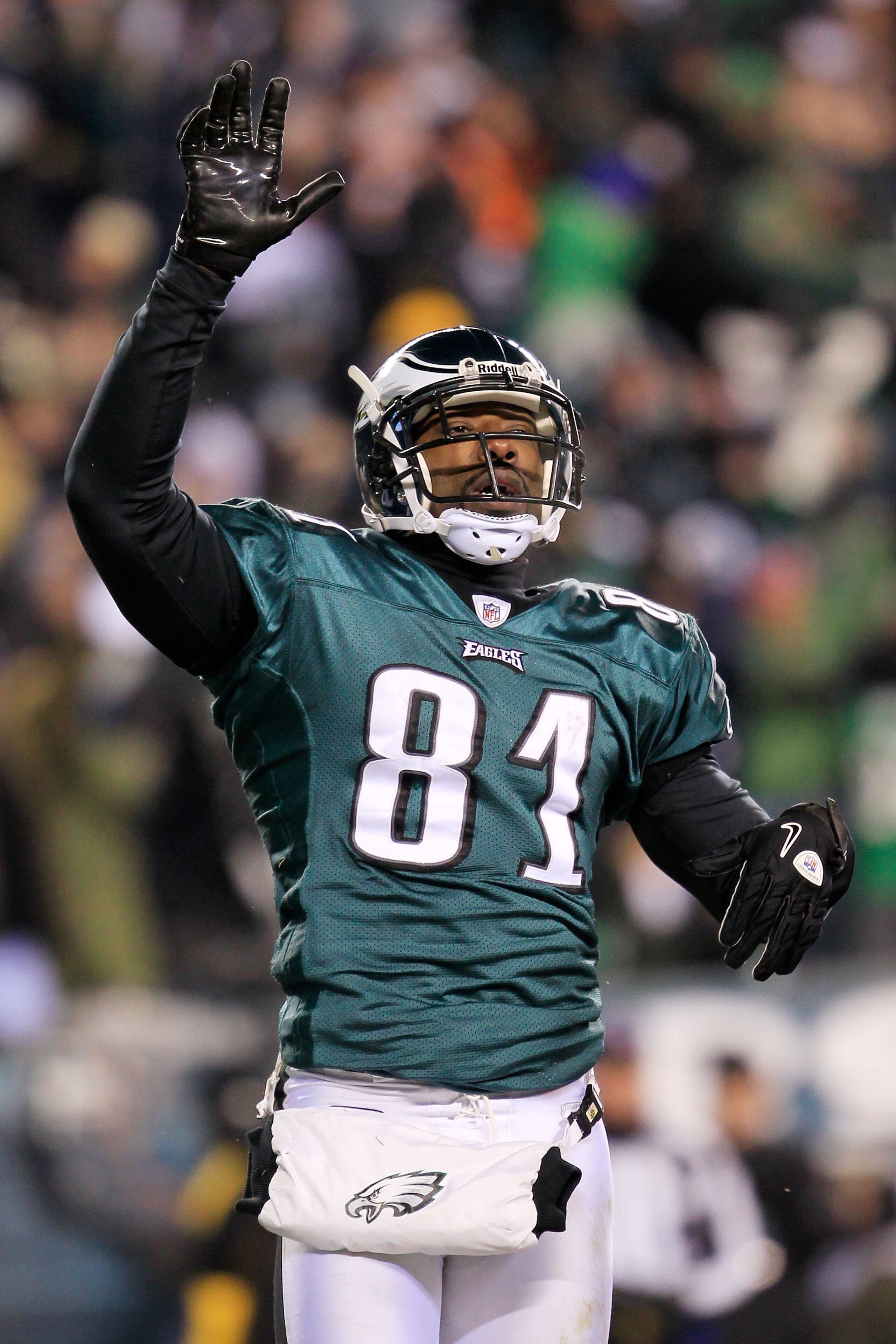 PHILADELPHIA, PA - JANUARY 09:  Jason Avant #81 of the Philadelphia Eagles celebrates his third quarter touchdown against the Green Bay Packers during the 2011 NFC wild card playoff game at Lincoln Financial Field on January 9, 2011 in Philadelphia, Penns