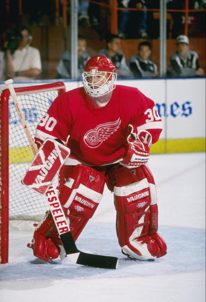 10 Mar 1997:  Goaltender Chris Osgood of the Detroit Red Wings looks on during a game against the Los Angeles Kings at the Great Western Forum in Inglewood, California.  The game was a tie, 3-3. Mandatory Credit: Todd Warshaw  /Allsport