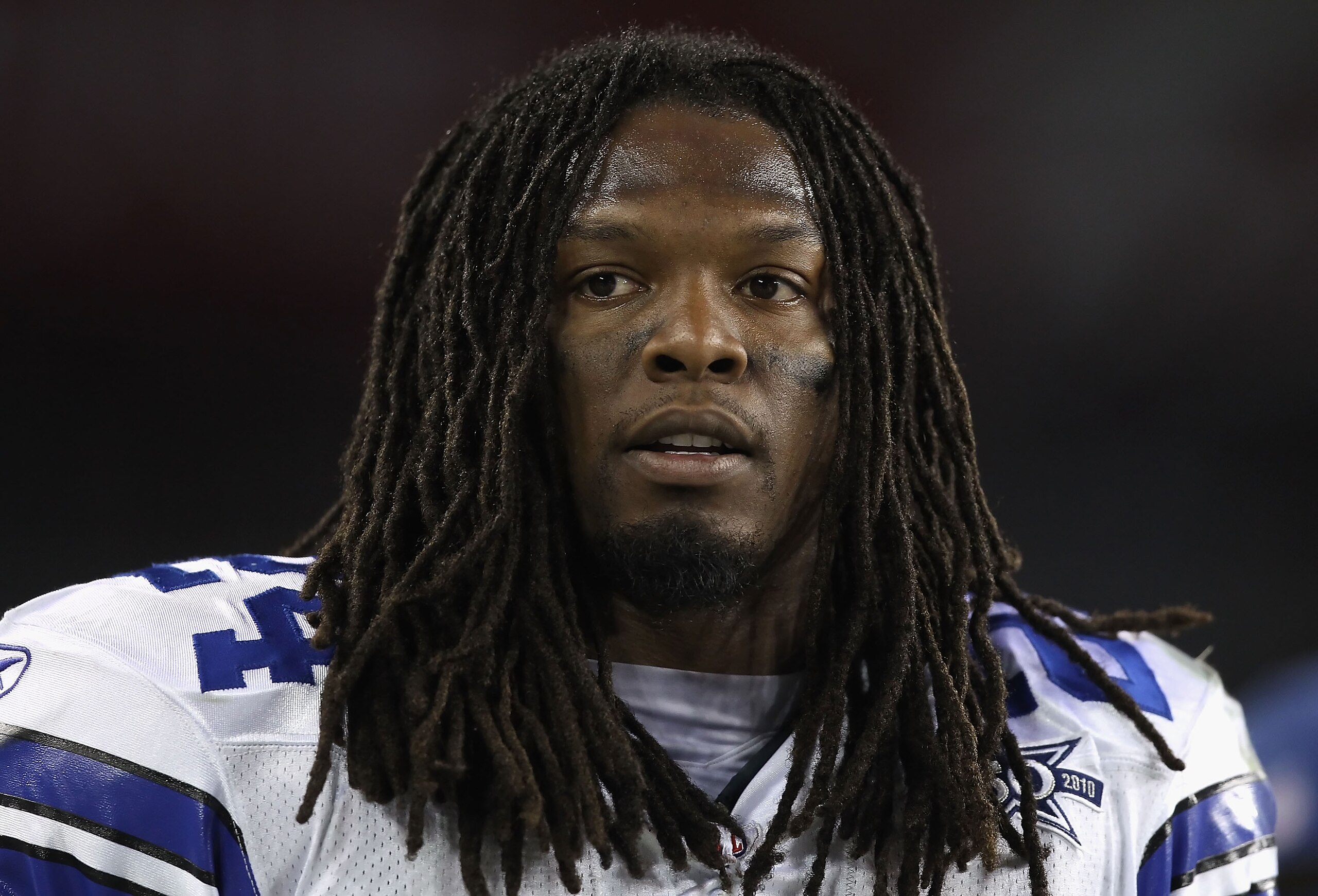 GLENDALE, AZ - DECEMBER 25:  Runningback Marion Barber #24 of the Dallas Cowboys walks the sidelines during the NFL game against the Arizona Cardinals at the University of Phoenix Stadium on December 25, 2010 in Glendale, Arizona. The Cardinals defeated t
