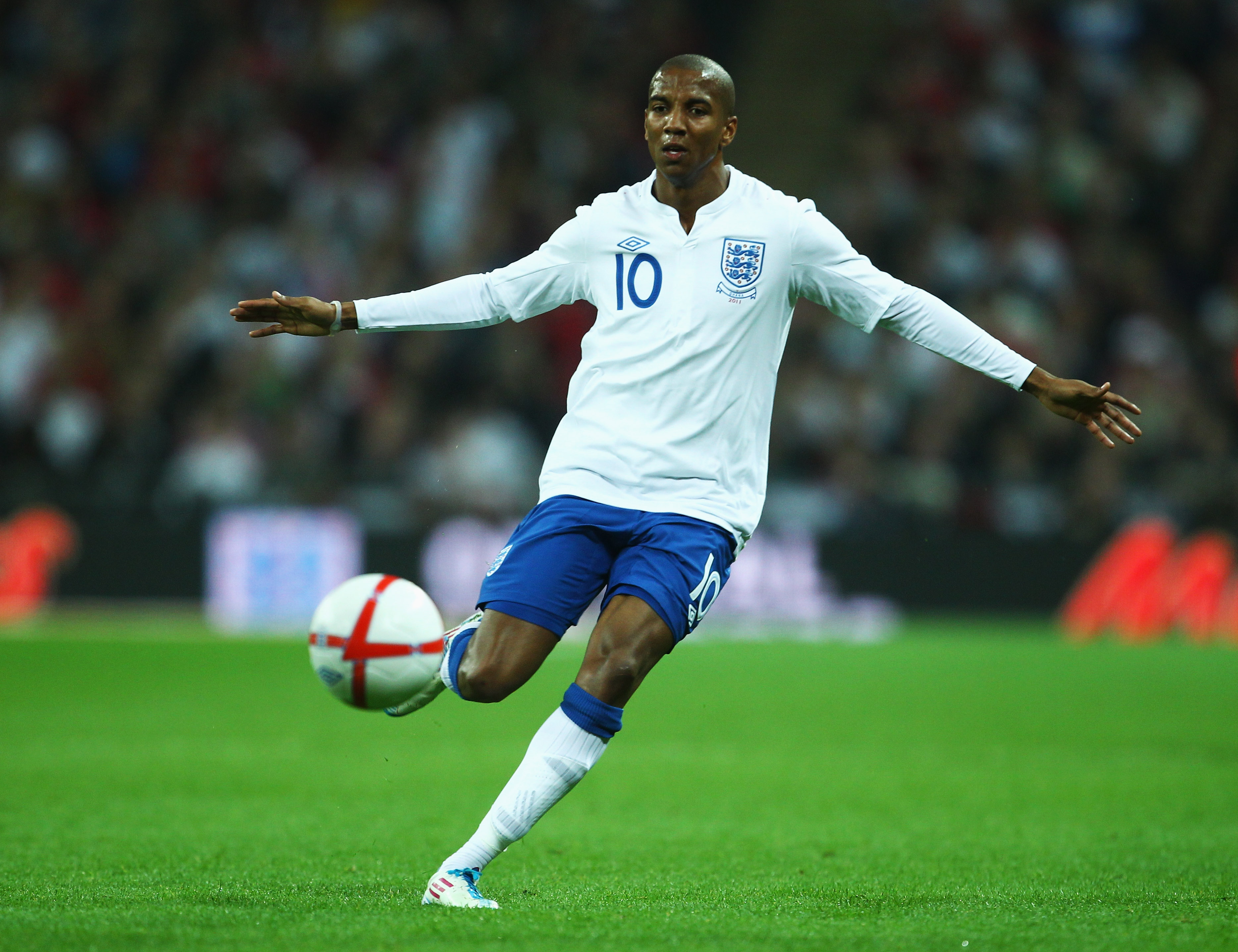 LONDON, ENGLAND - MARCH 29:  Ashley Young of England in action during the international friendly match between England and Ghana at Wembley Stadium on March 29, 2011 in London, England.  (Photo by Julian Finney/Getty Images)