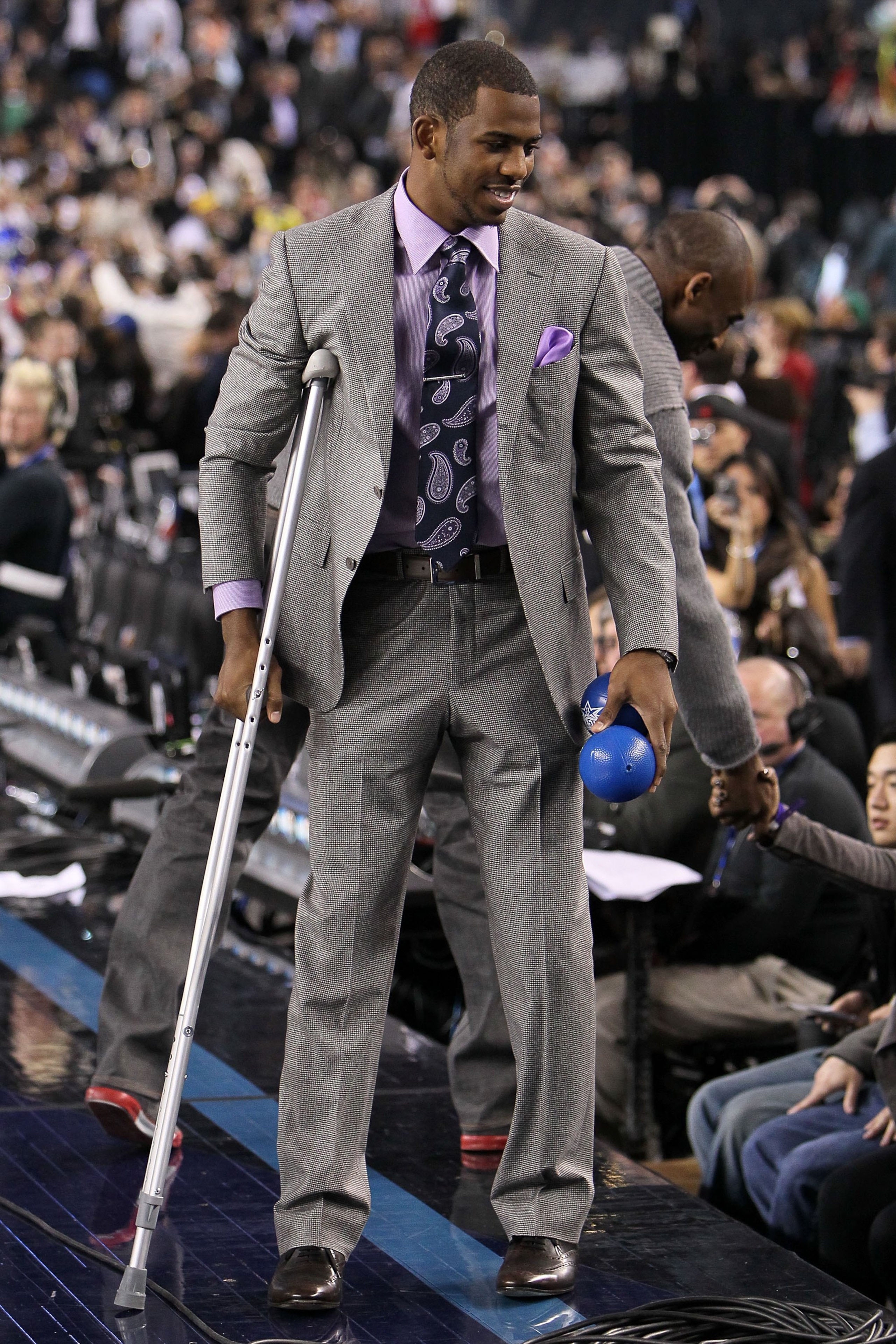 ARLINGTON, TX - FEBRUARY 14:  Chris Paul #3 of the Western Conference walks on court during the NBA All-Star Game, part of 2010 NBA All-Star Weekend at Cowboys Stadium on February 14, 2010 in Arlington, Texas. The Eastern Conference defeated the Western C