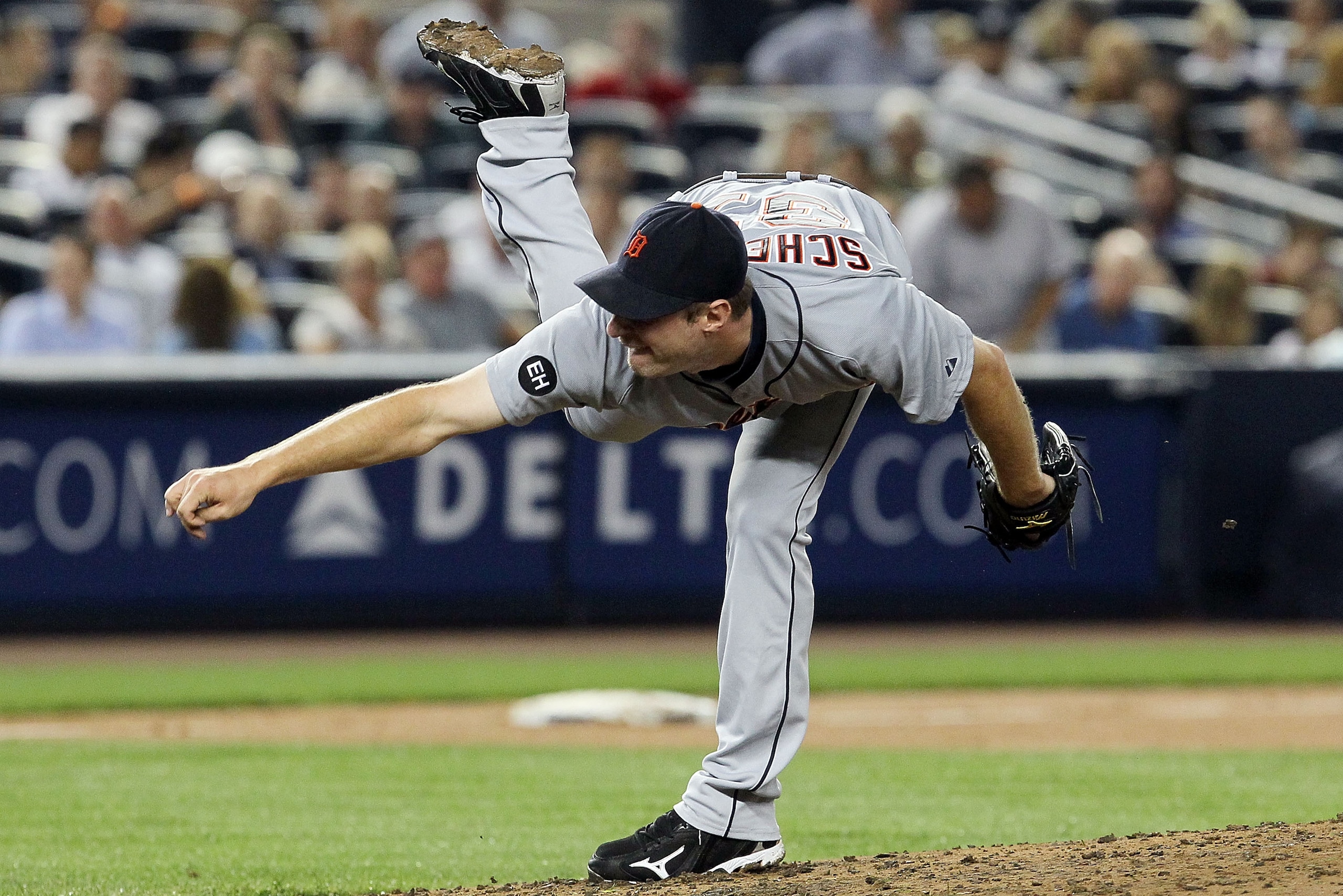 NEW YORK - AUGUST 16:  Max Scherzer #37 of the Detroit Tigers delivers a pitch against the New York Yankees on August 16, 2010 at Yankee Stadium in the Bronx borough of New York City.  (Photo by Jim McIsaac/Getty Images)